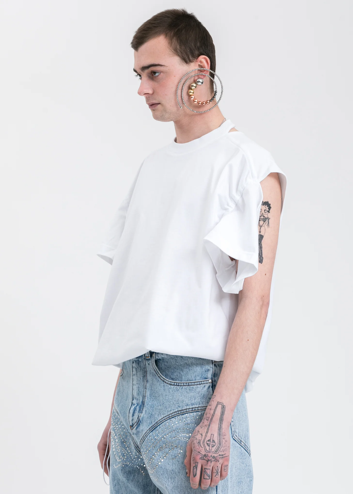 White Convertible T-Shirt - Image 7