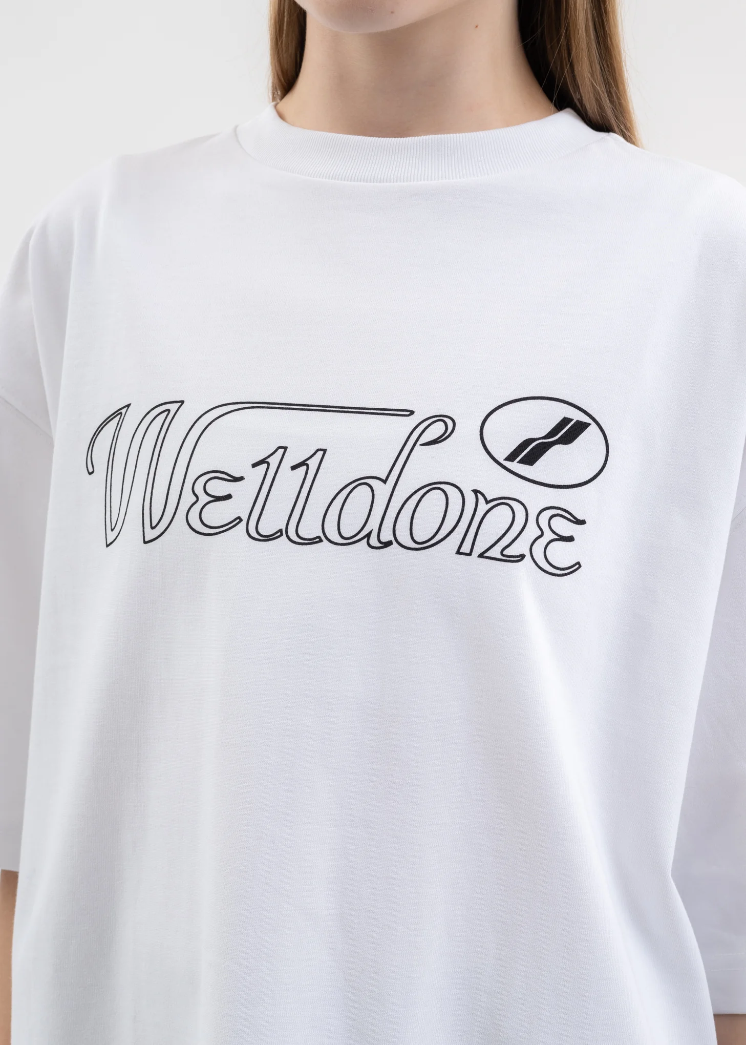 WHITE CURSIVE SYMBOL LOGO LARGE T-SHIRT - Image 2