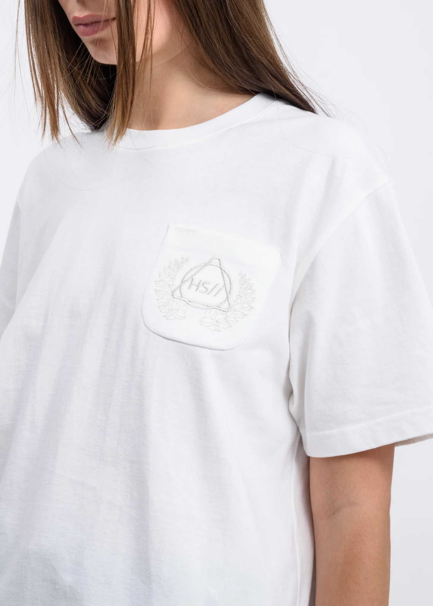 White Emblem T-shirt - Image 2