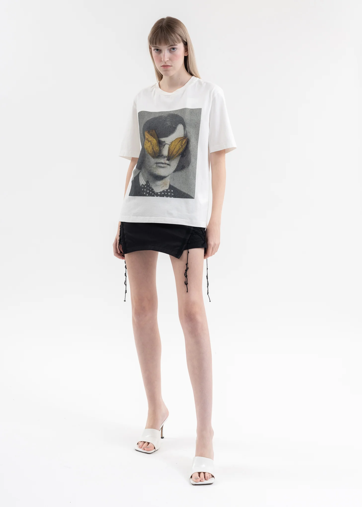 WHITE FLOWER MAN T-SHIRT A - Image 5