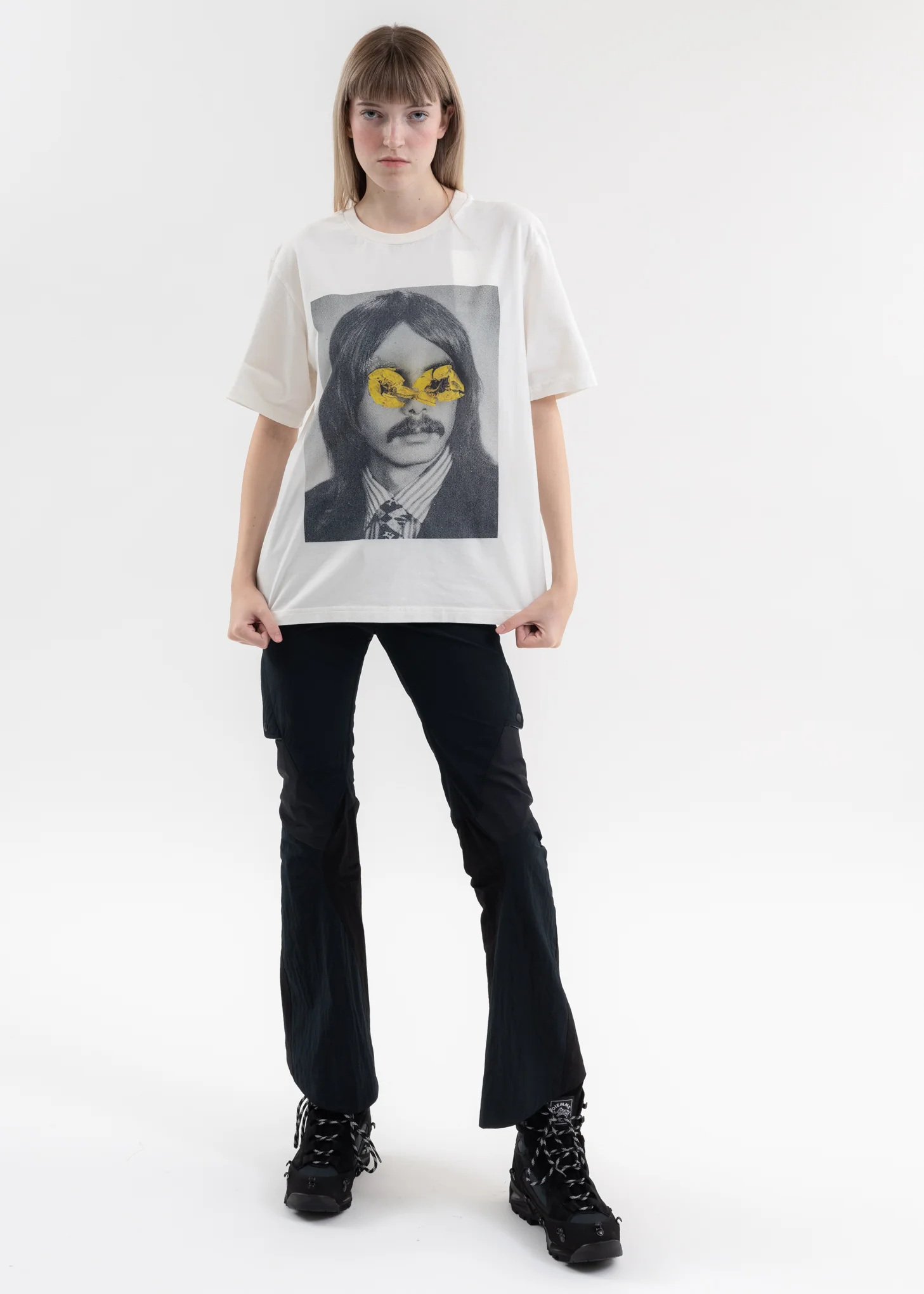 WHITE FLOWER MAN T-SHIRT B - Image 5