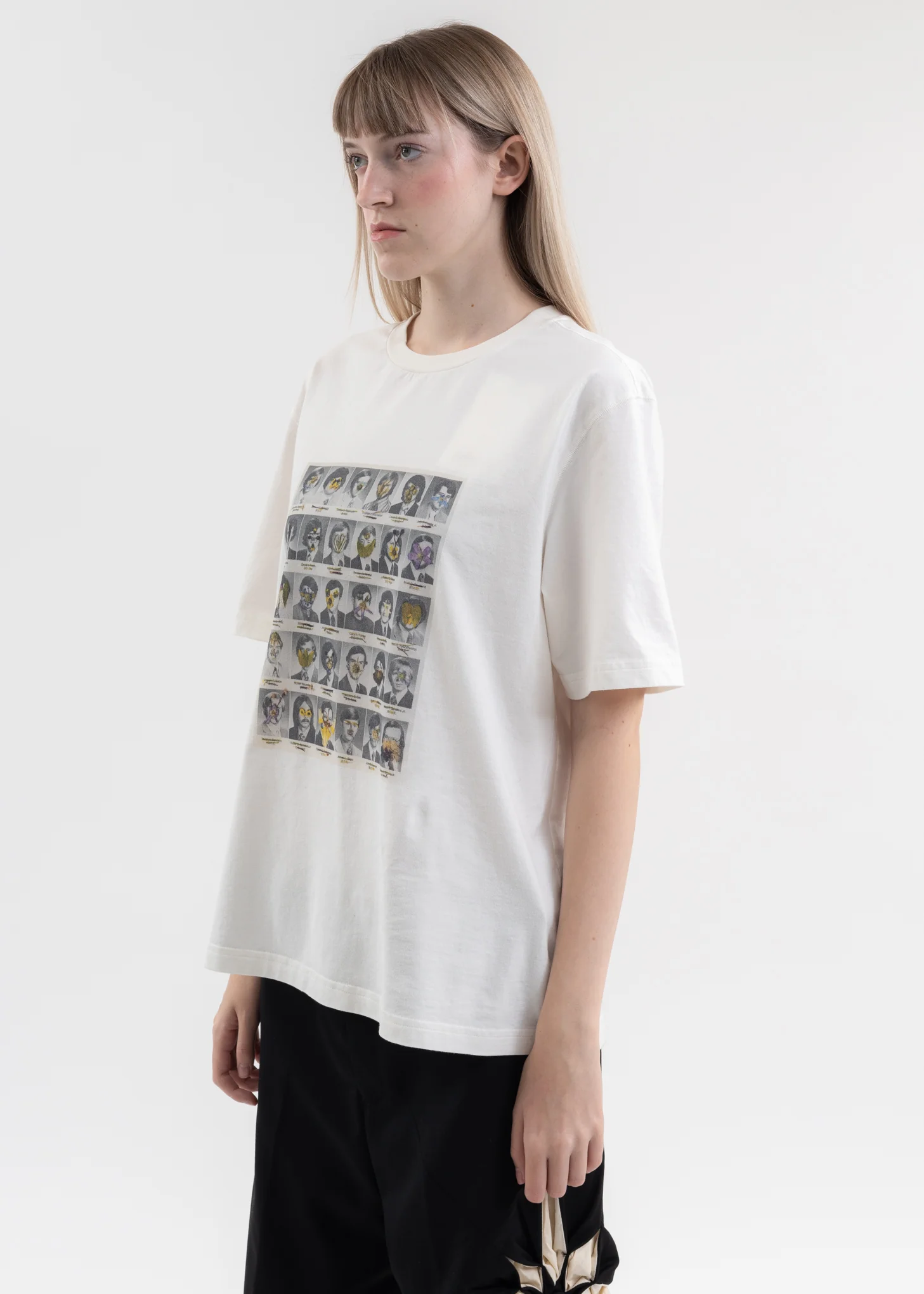 WHITE FLOWER MAN T-SHIRT C - Image 3