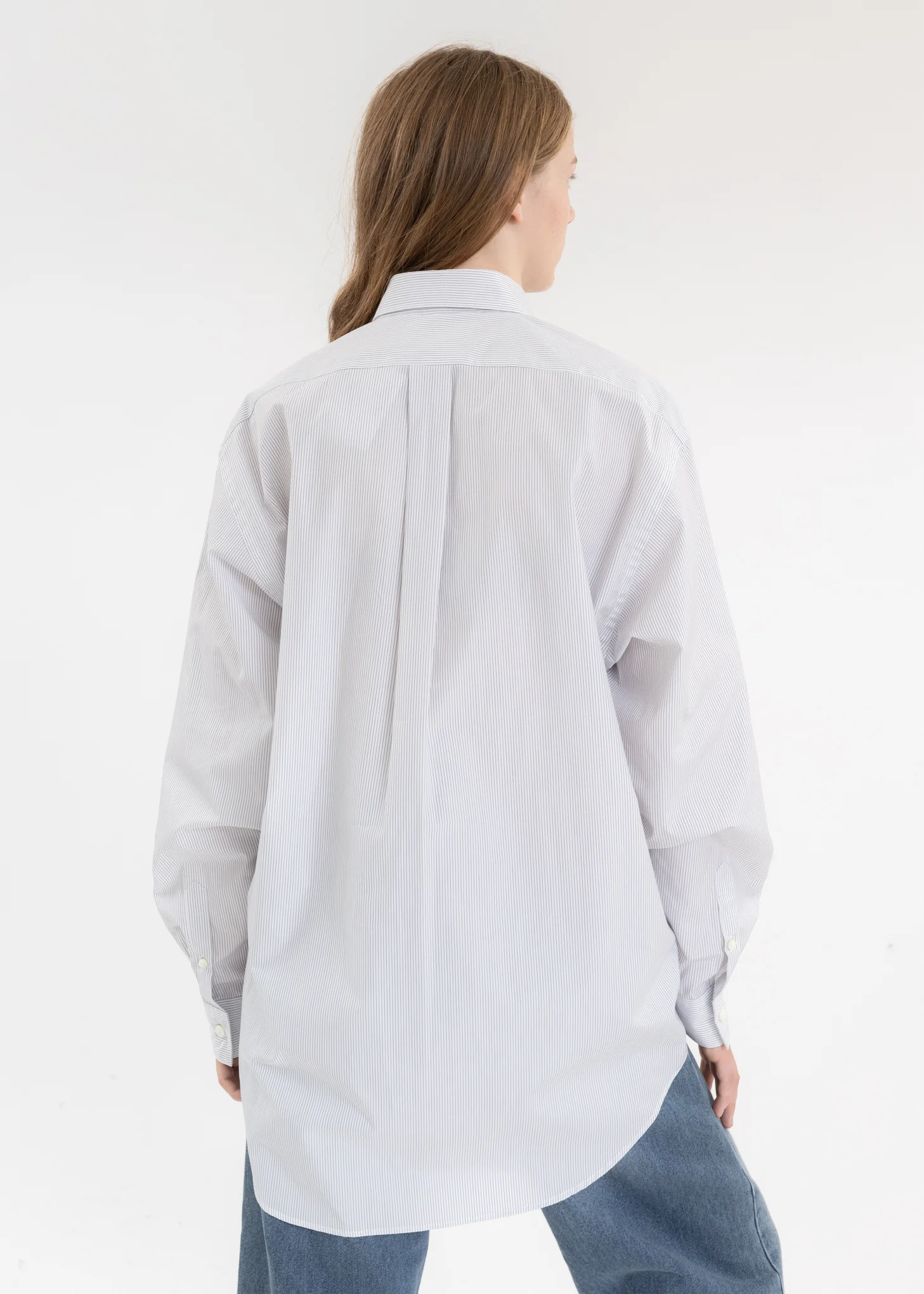 White “HAND-EMBROIDERY” PHOTO STITCH SHIRT - Image 4