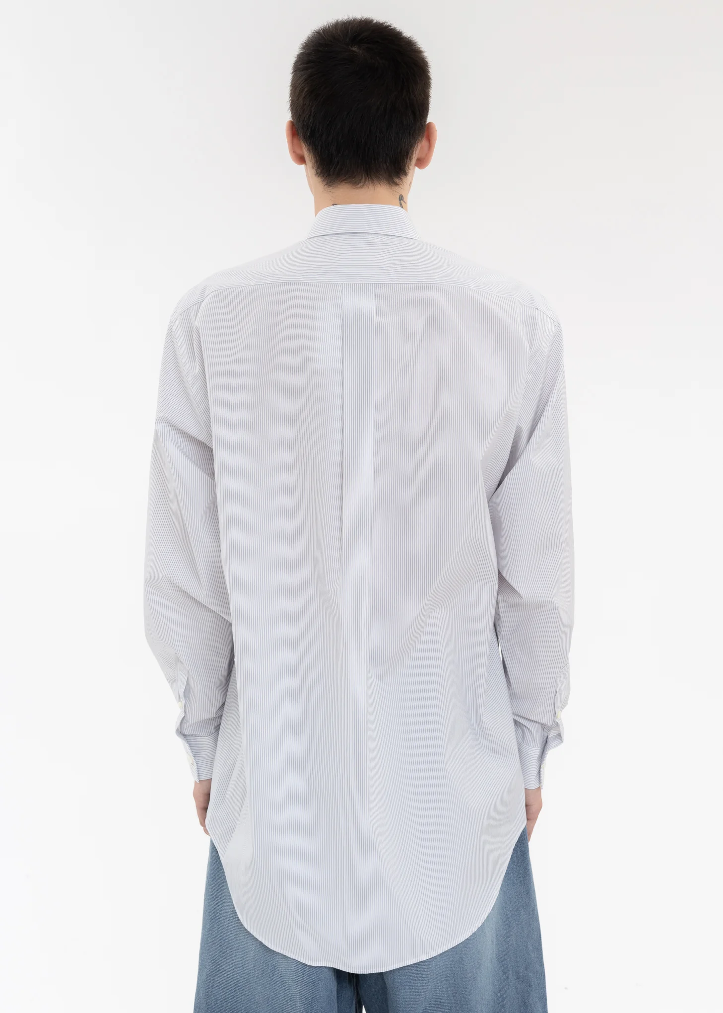 White “HAND-EMBROIDERY” PHOTO STITCH SHIRT - Image 4