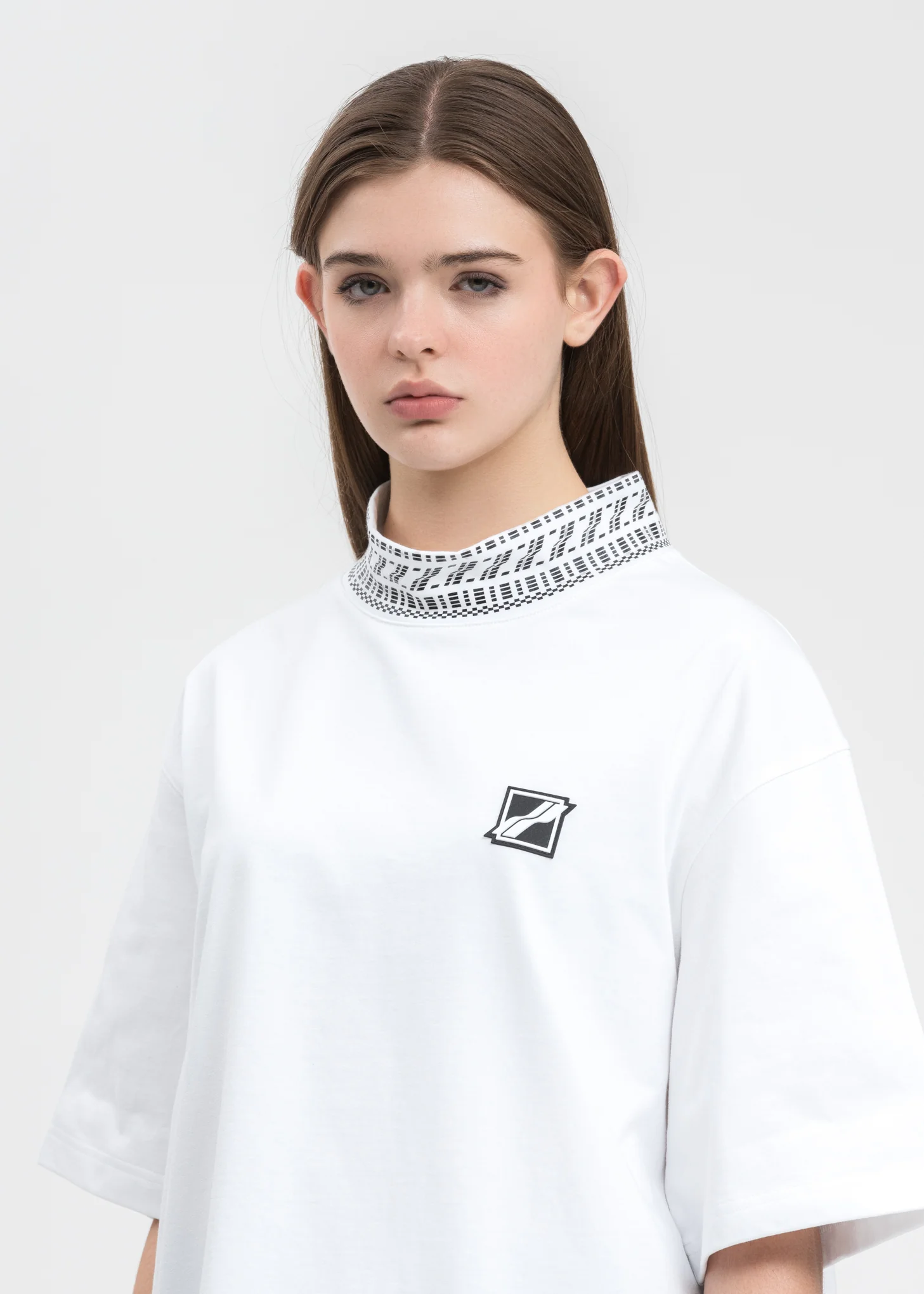 White High Neck Logo 1/2 T-Shirt - Image 2
