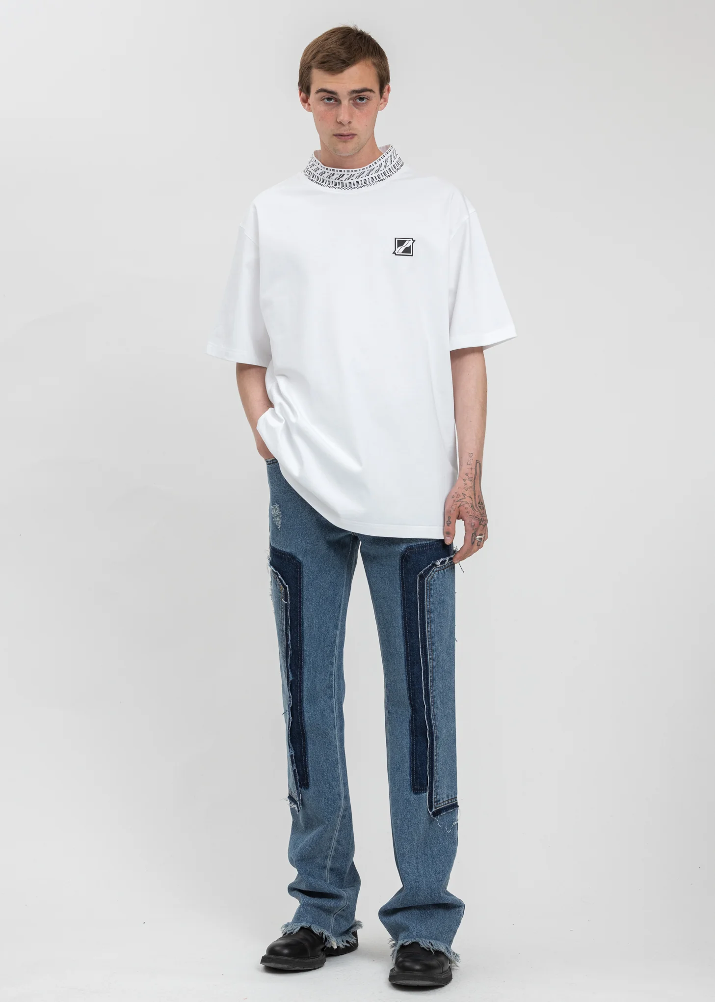 White High Neck Logo 1/2 T-Shirt - Image 5