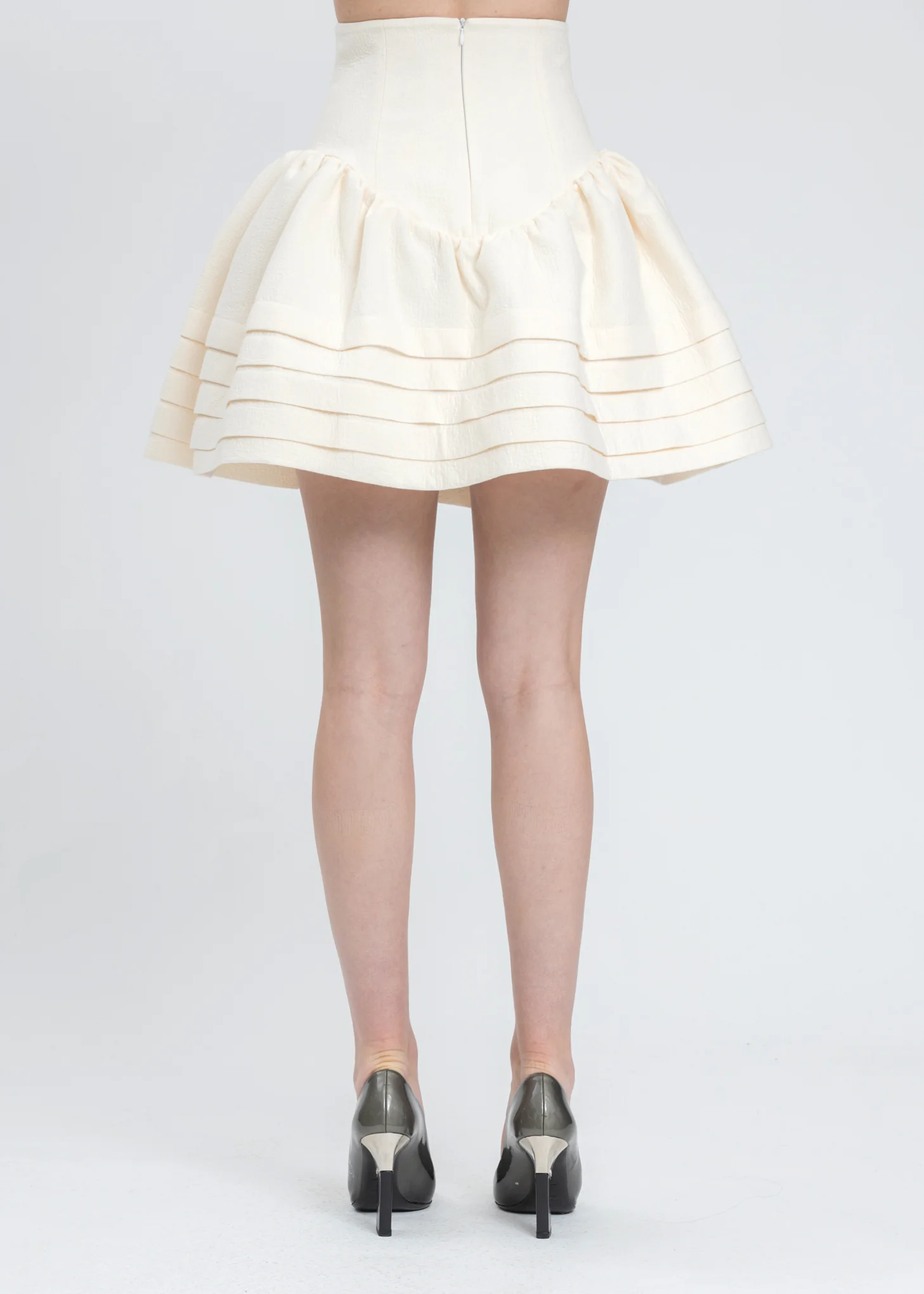 White High Waist Ruffle Skirt - Image 3