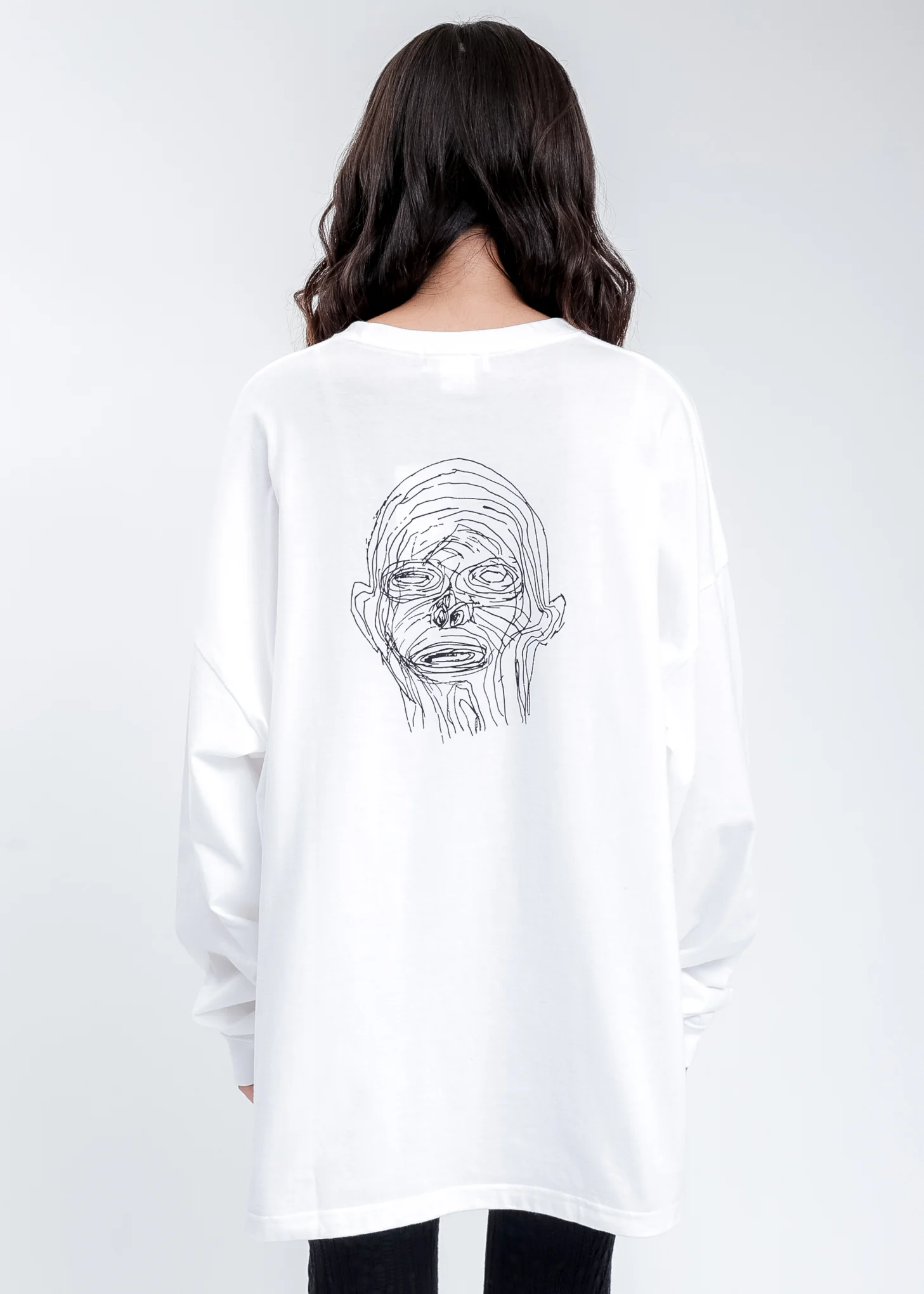 White Jesse Patch Long Sleeves T-Shirt - Image 2