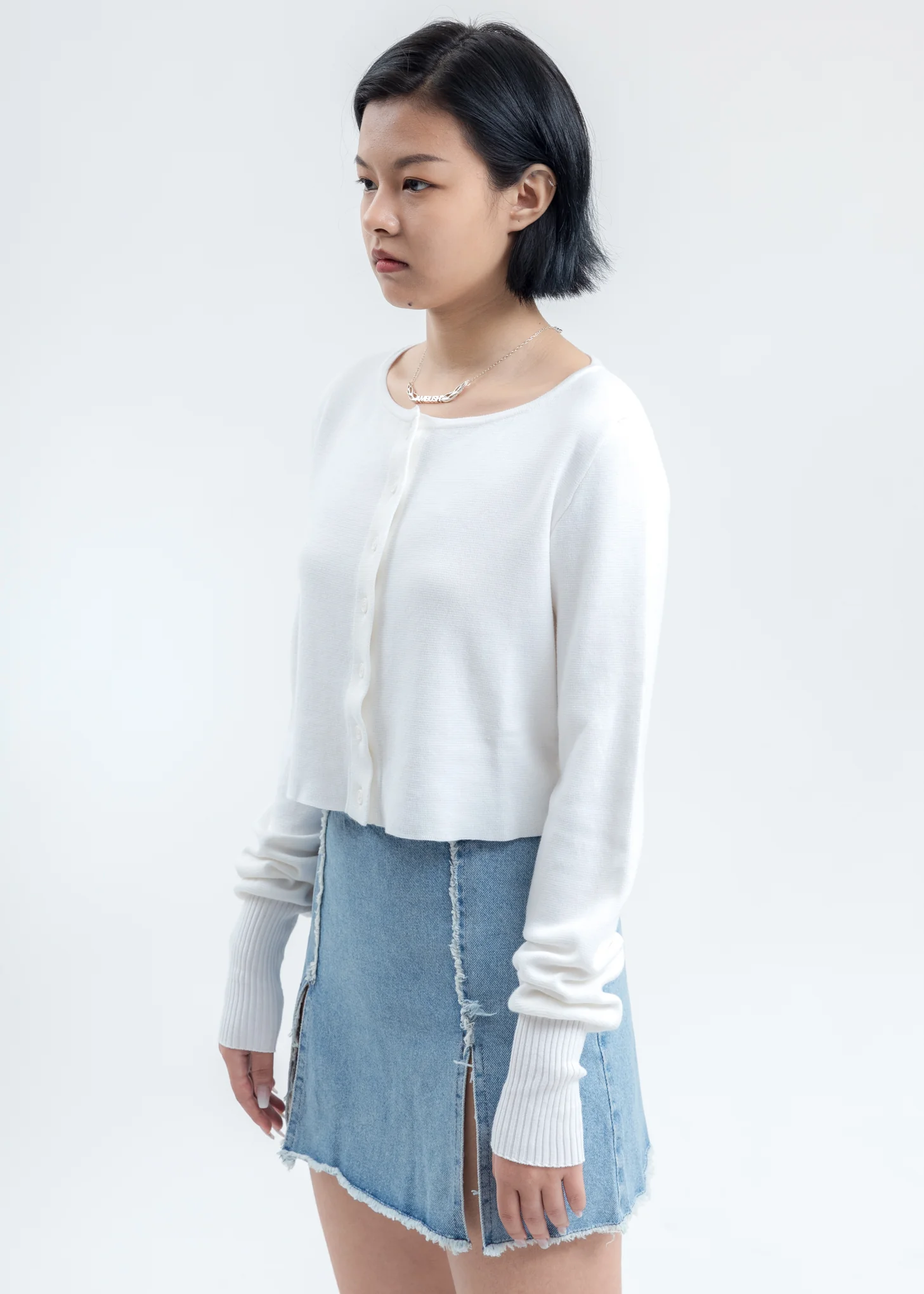 White Knit Cropped Cardigan - Image 3