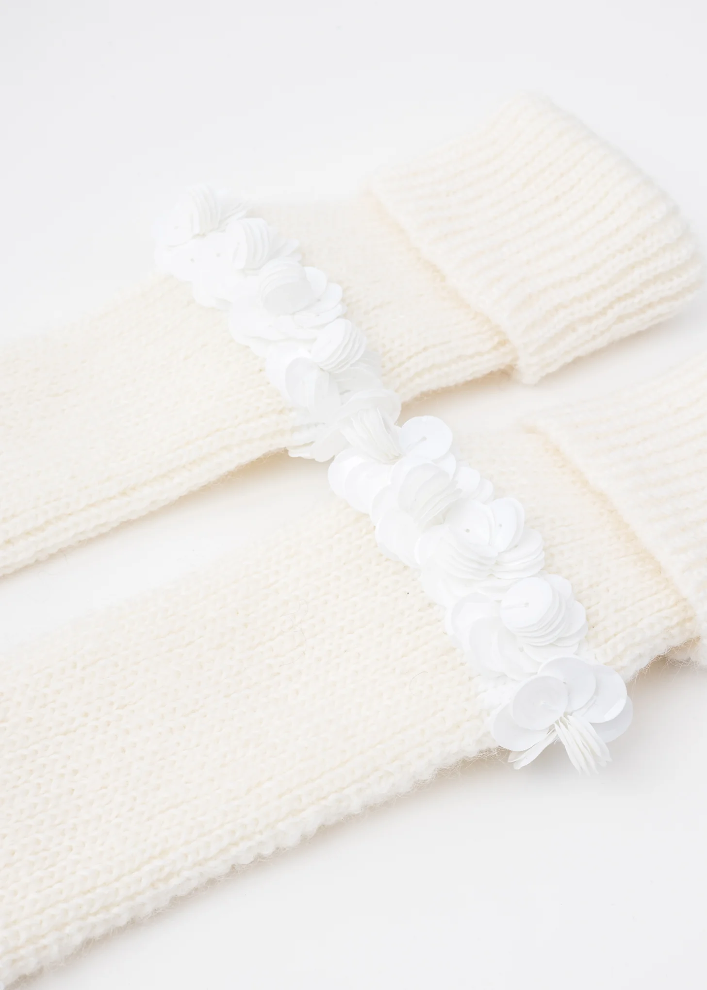 White Knit Gloves - Image 5