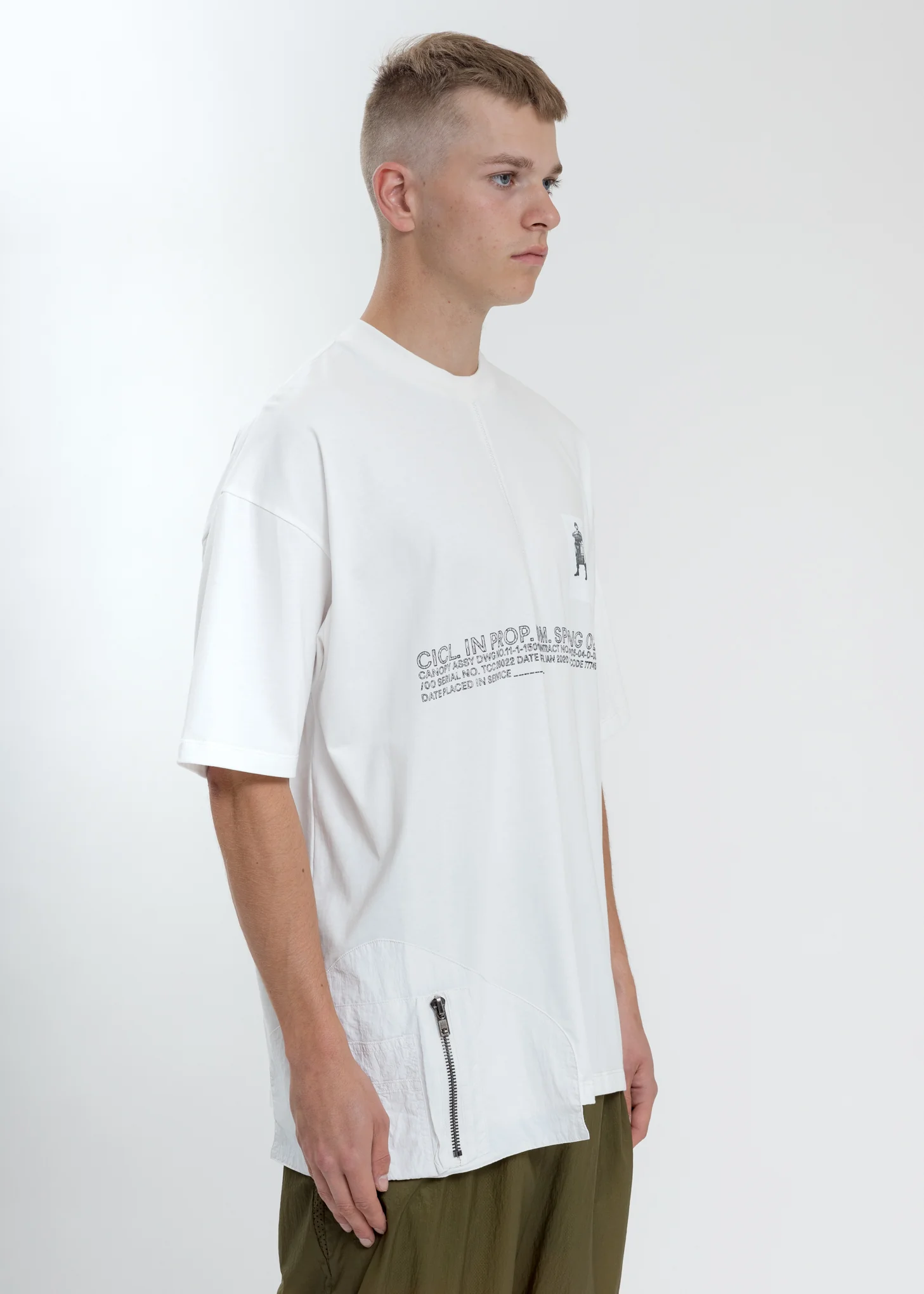 White Loose Fit T-Shirt With Nylon Pocket - Image 2