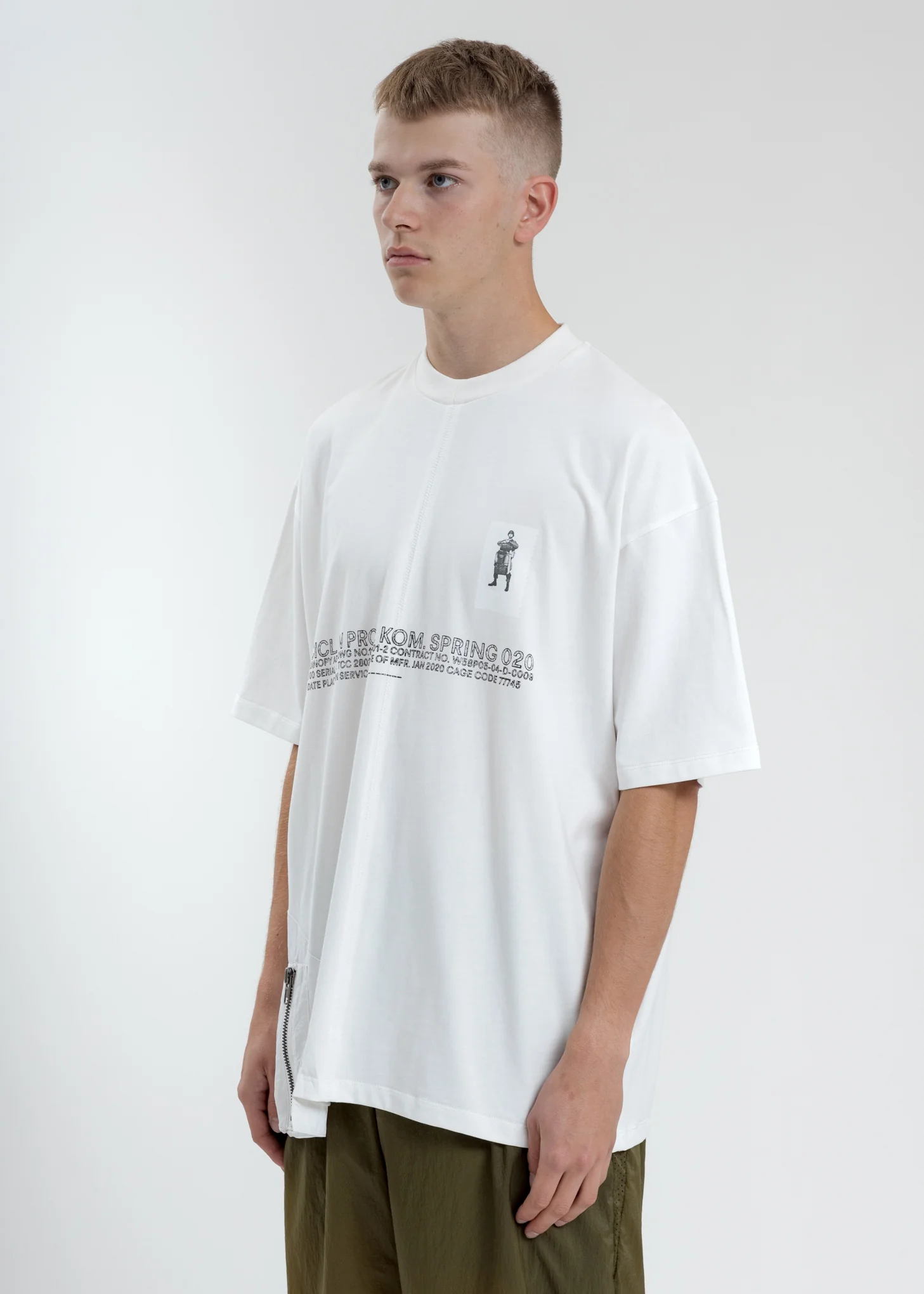 White Loose Fit T-Shirt With Nylon Pocket - Image 3