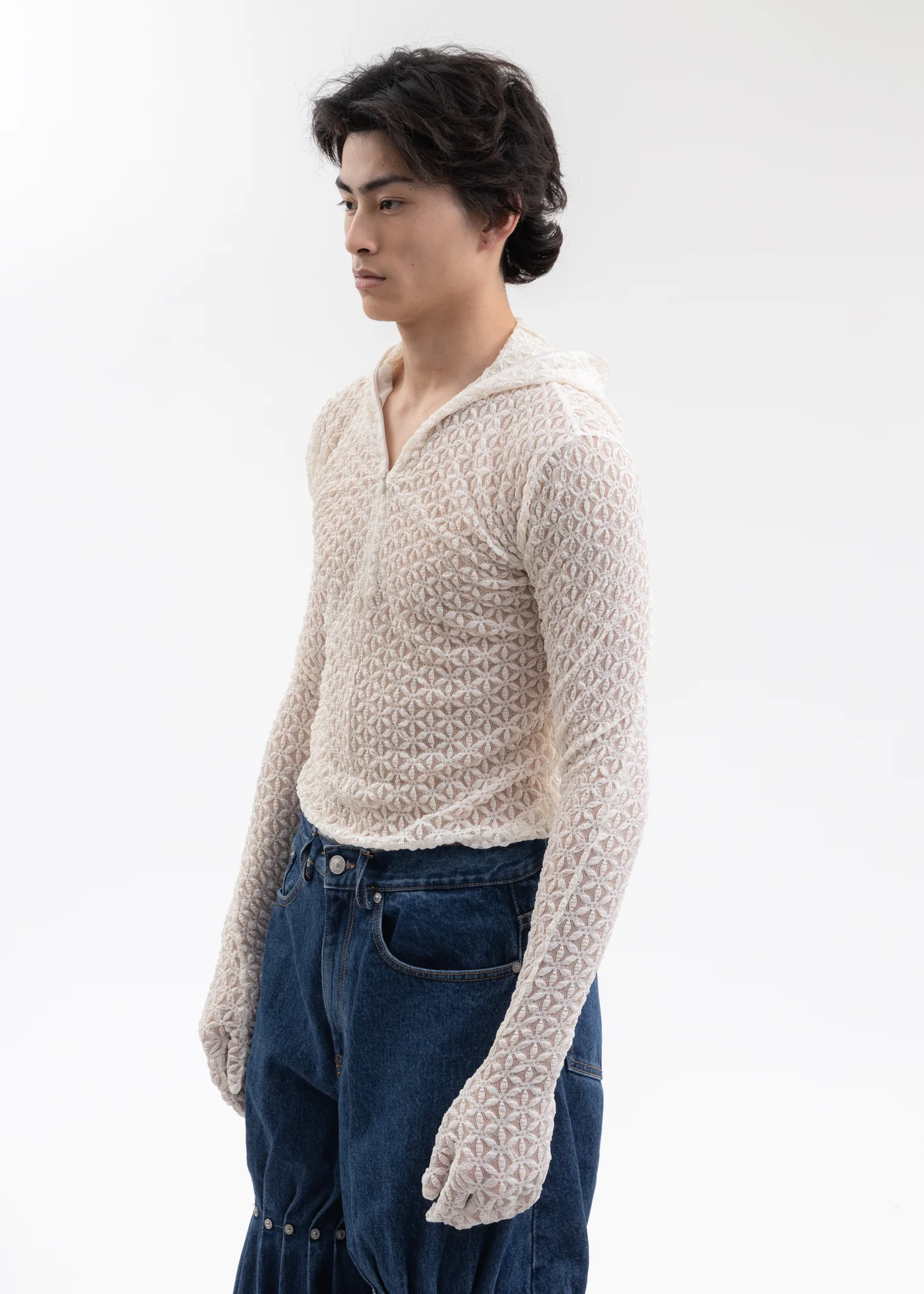 WHITE MASK LACE TIGHT LS T-SHIRT - Image 11