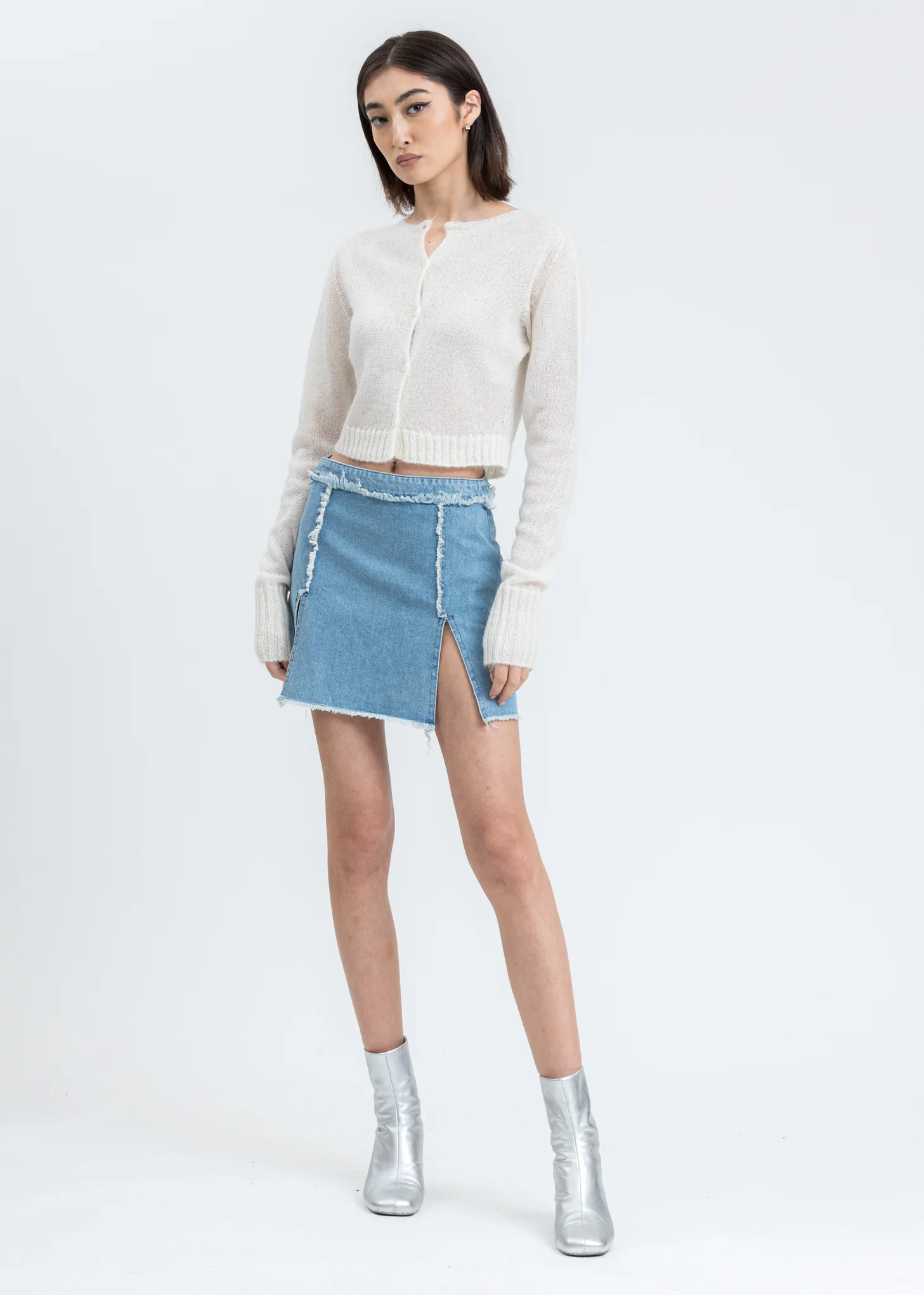 White Mohair Ribbed Cardigan - Image 5