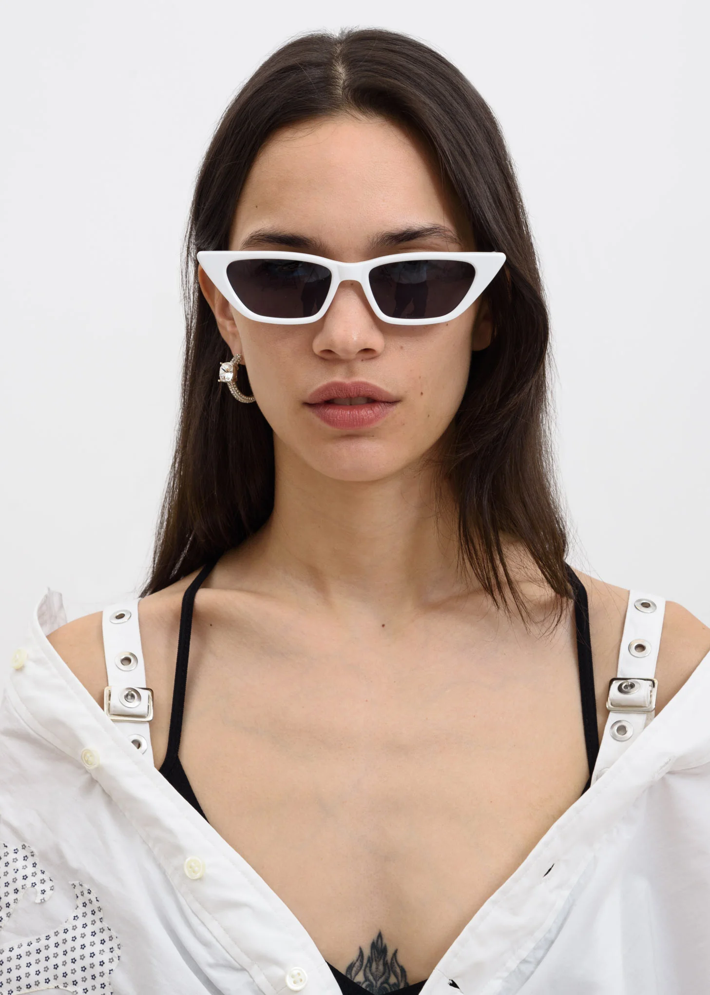 White Molly Sunglasses - Image 2