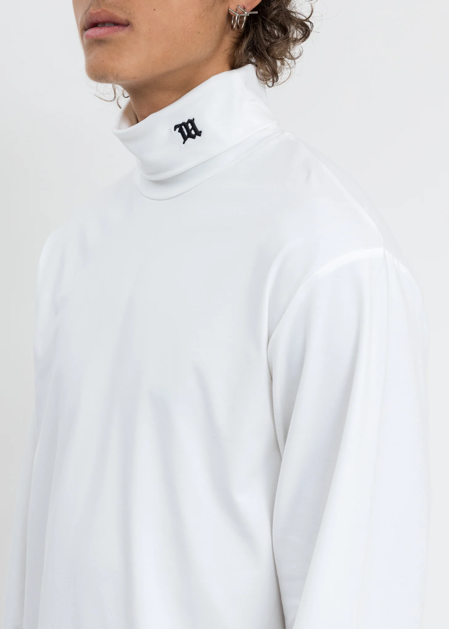 White Monogram M Long Sleeves - Image 2
