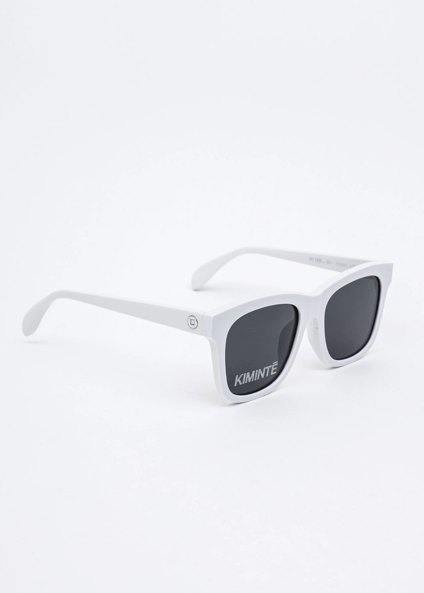 White One Logo Sunglasses - Image 4