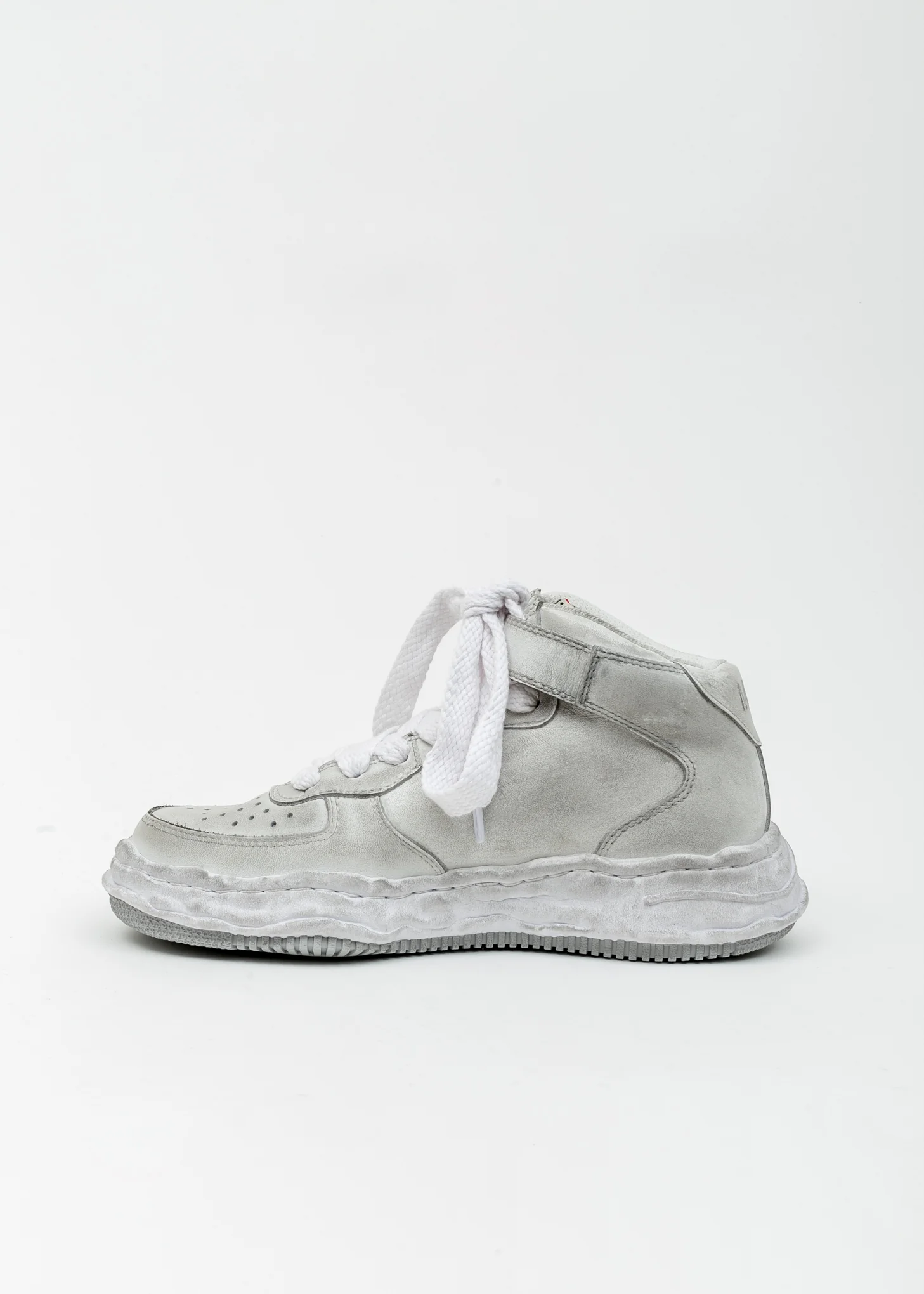 White Original Distressed Effect Sole Leather Sneaker (WAYNE HIGH) - Image 4