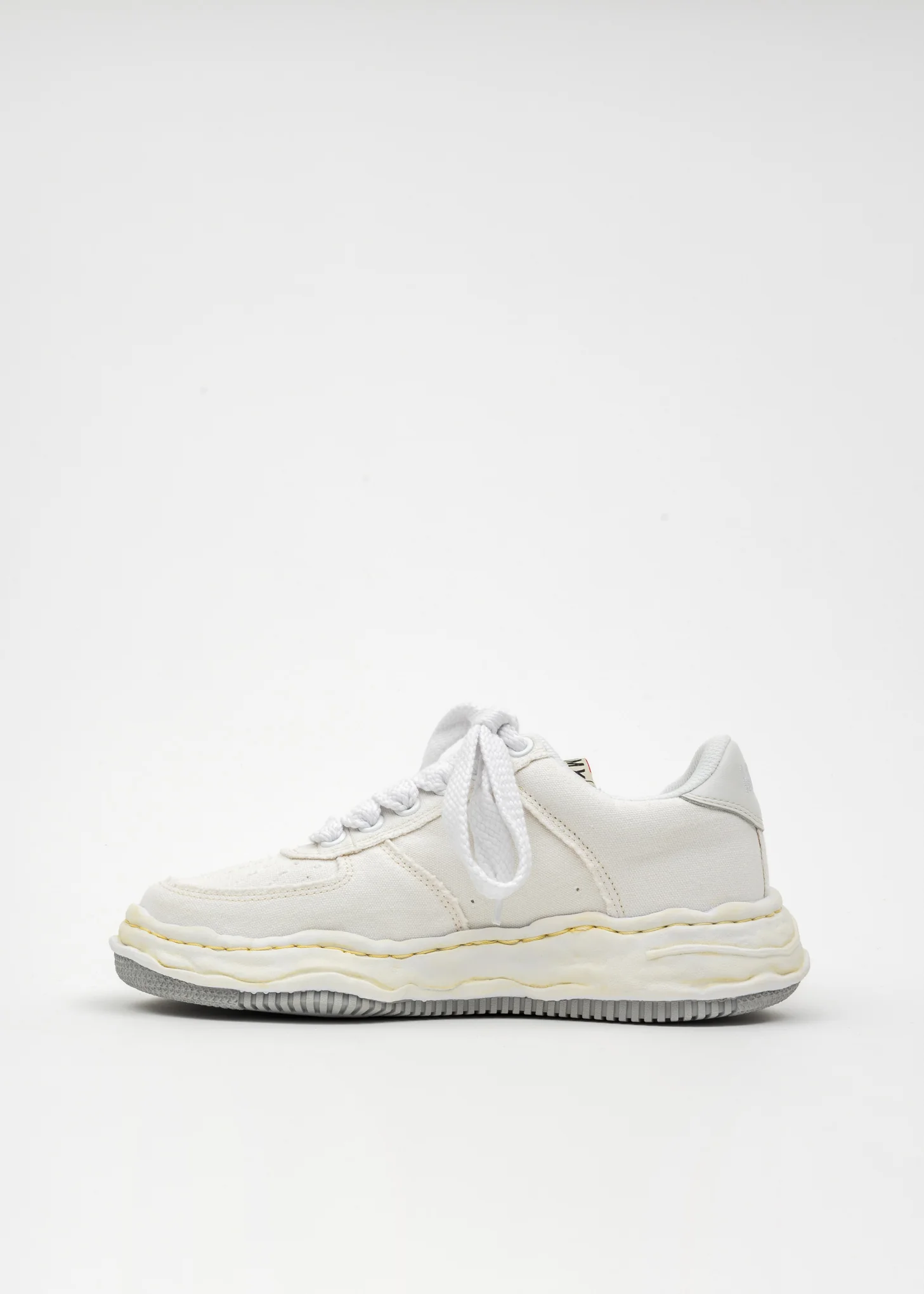 White OG Sole Washed Canvas Low-Top Sneaker (WAYNE LOW) - Image 5