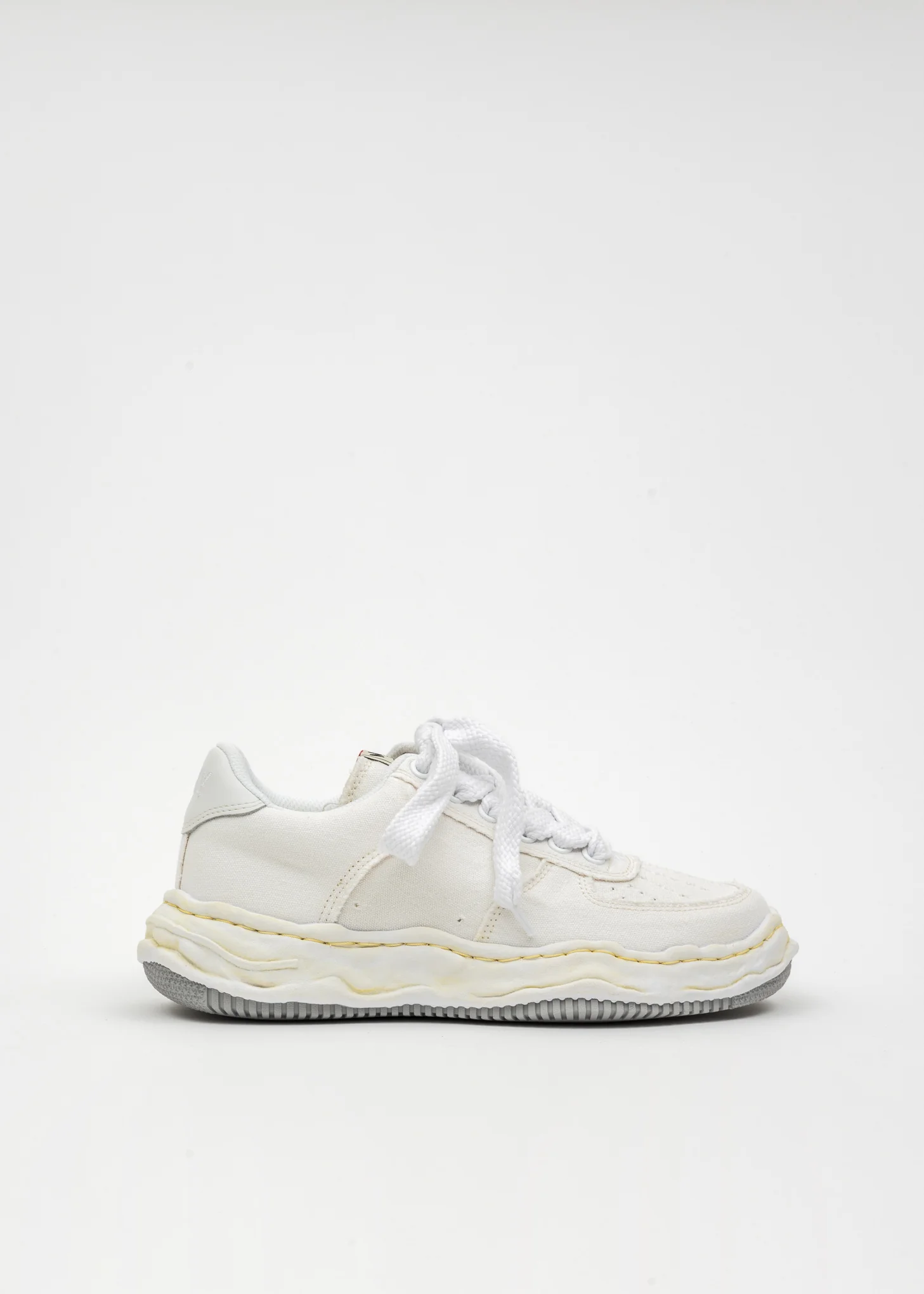 White OG Sole Washed Canvas Low-Top Sneaker (WAYNE LOW) - Image 6