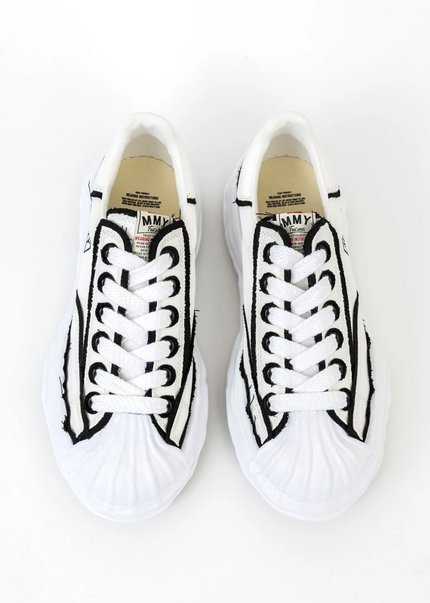 White Original Sole Double-Layered Canvas Low-Top Sneaker (BLAKEY LOW) - Image 4