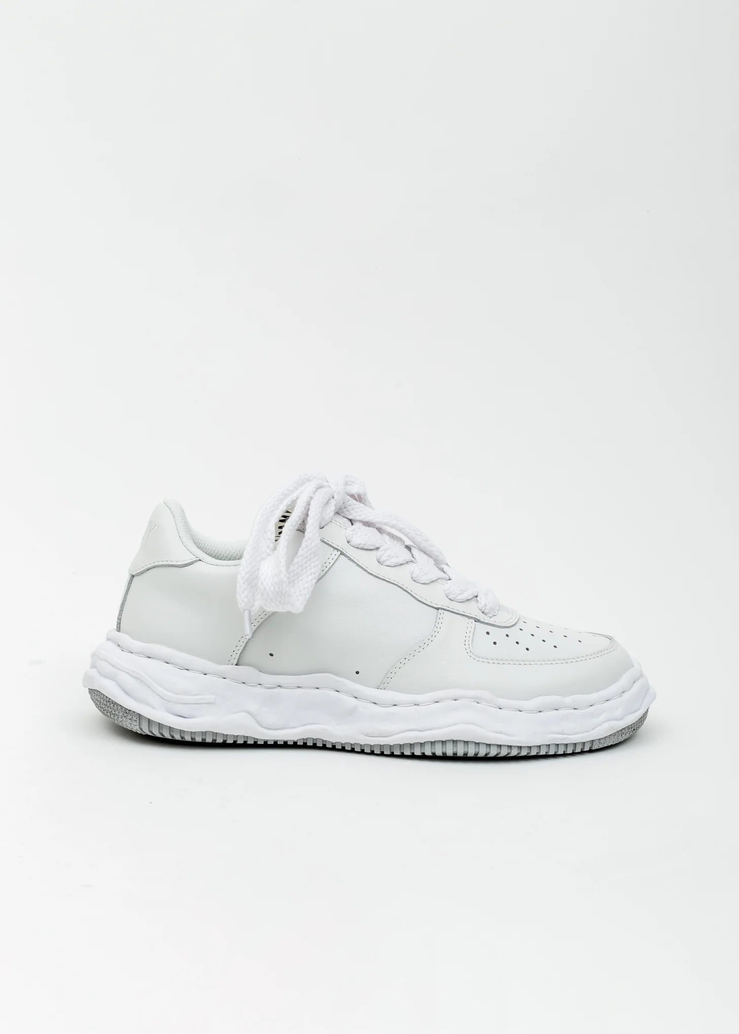 White Original Sole Leather Sneaker (WAYNE LOW) - Image 5