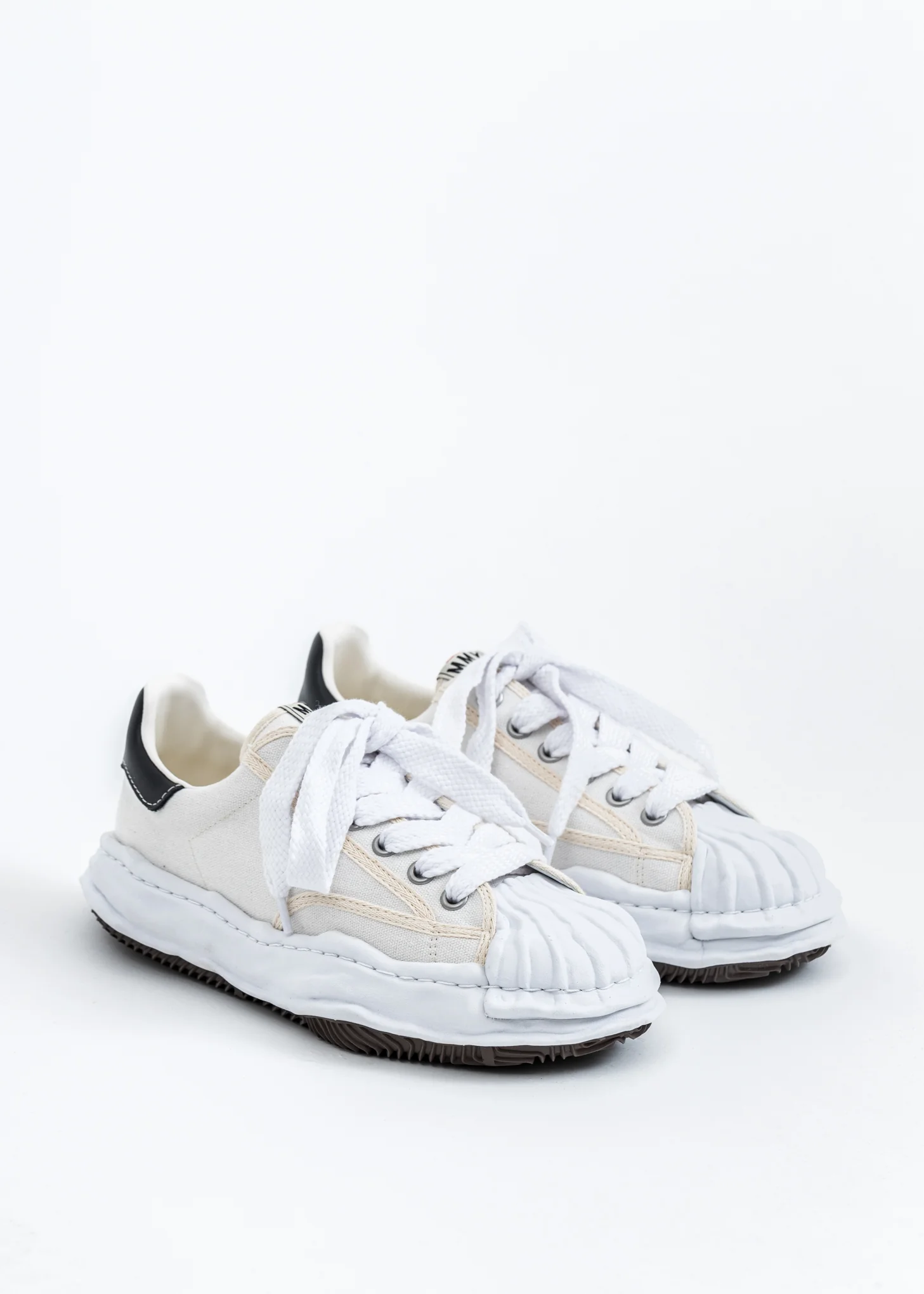 White Original STC Sole Canvas Lowcut Sneaker