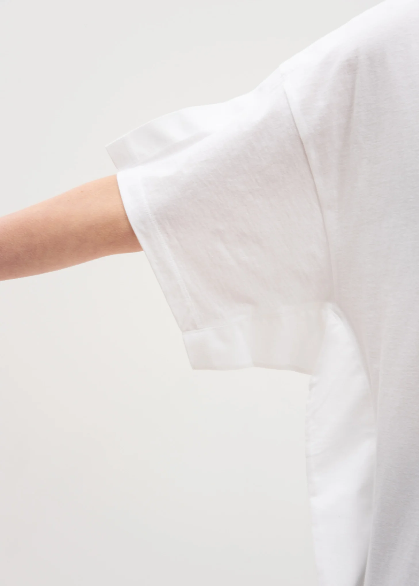 White Oversized Fin T-Shirt - Image 4