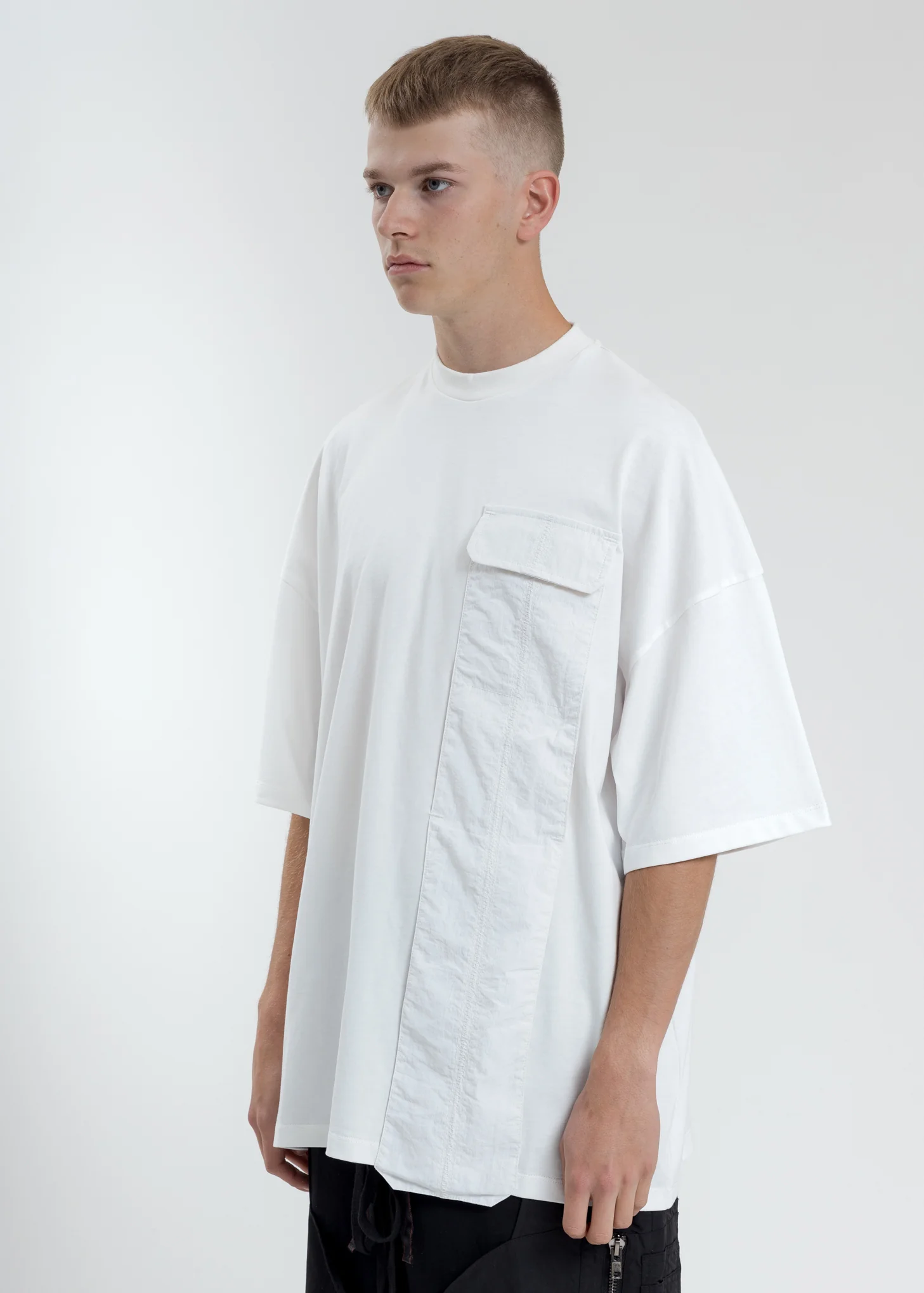 White Oversized T-Shirt With Nylon Pocket - Image 3