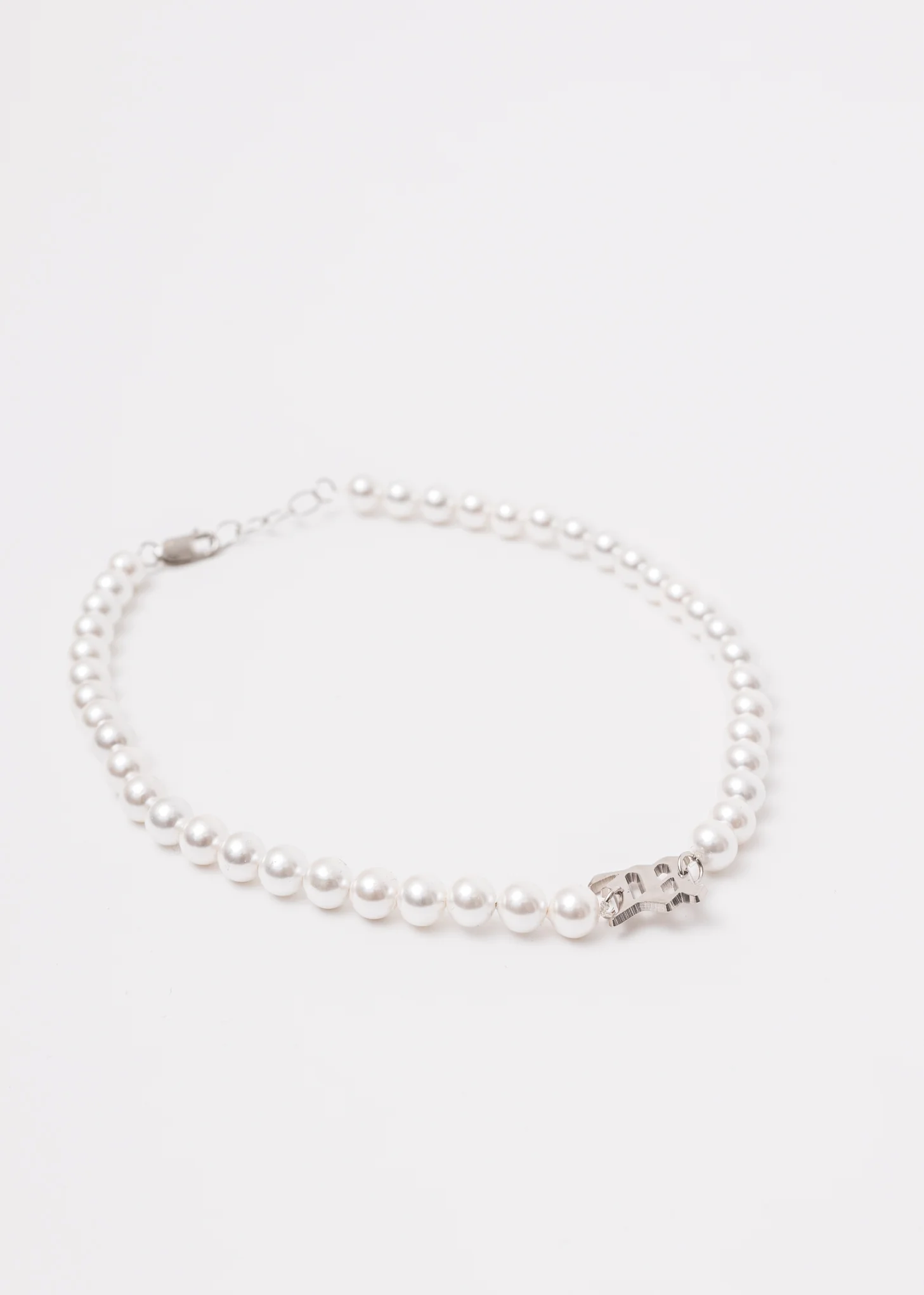 White Pearl Elastic Choker - Image 5