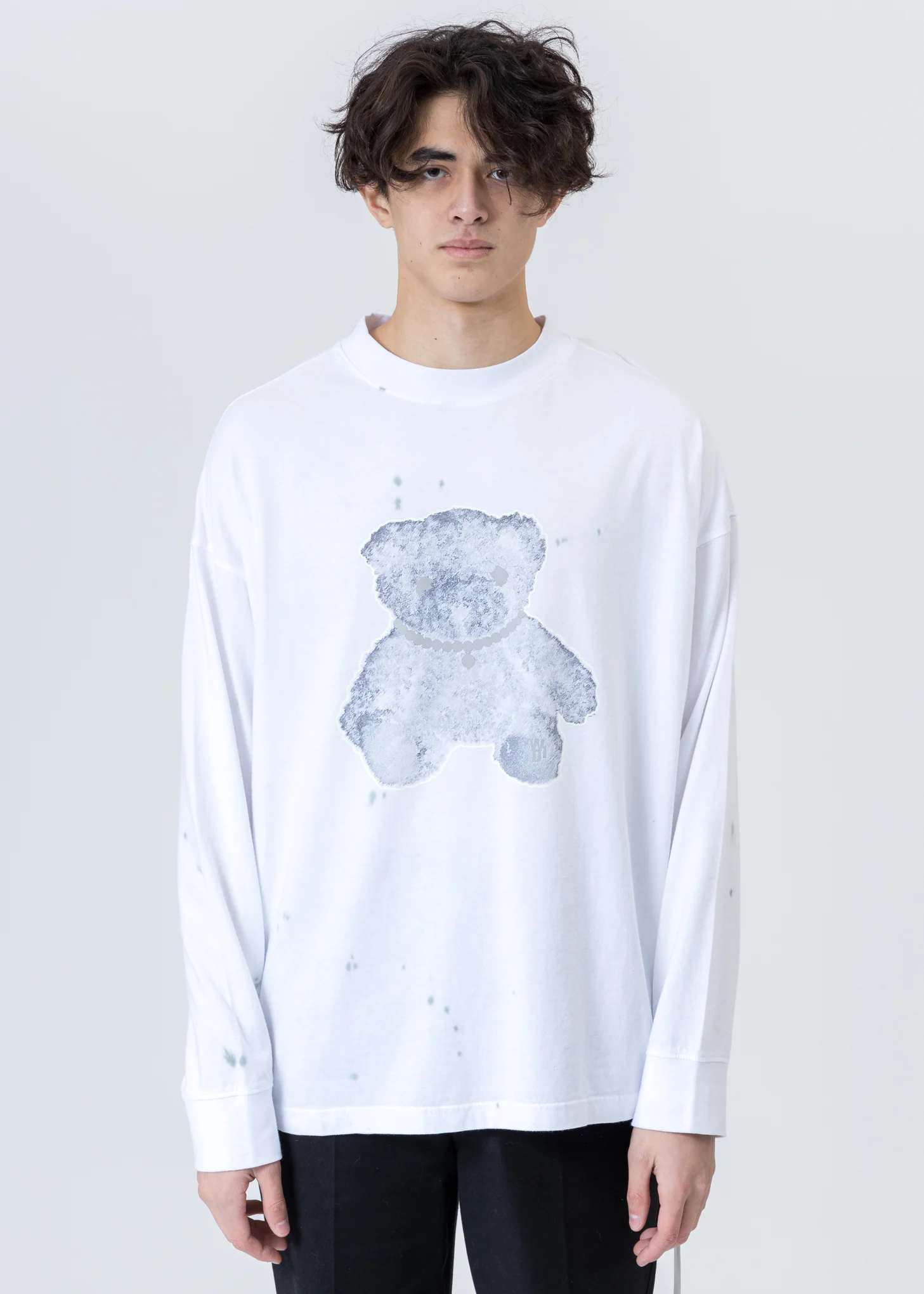 White Pearl Necklace Teddy Long Sleeve (Reflect)