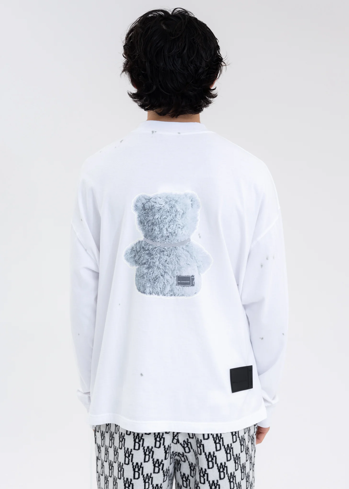 White Pearl Necklace Teddy Long Sleeve (Reflect) - Image 5