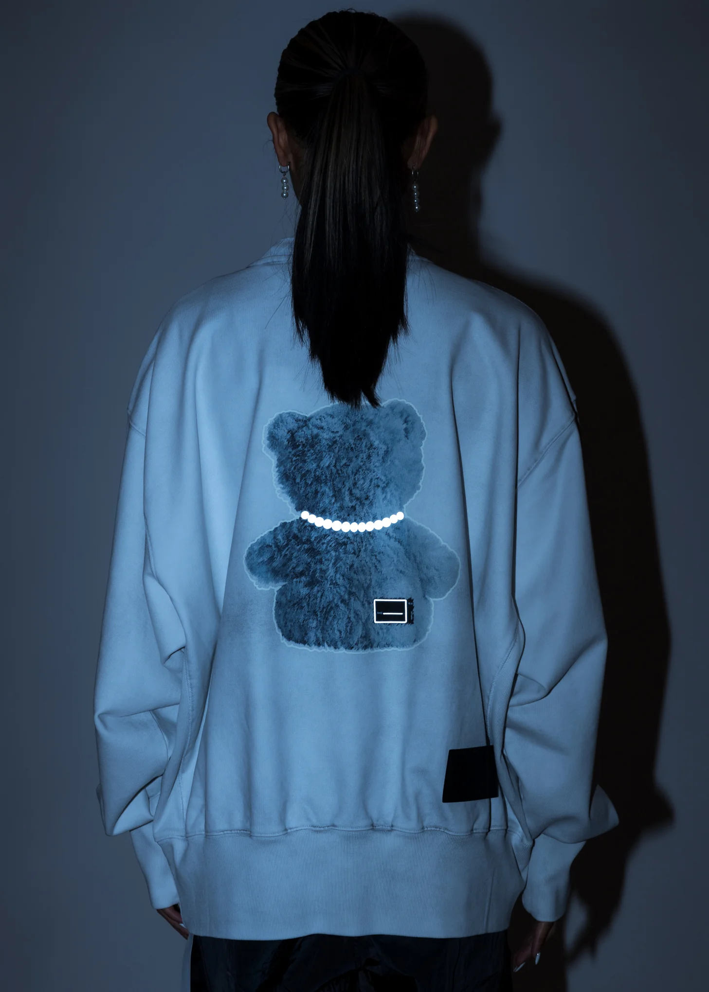 White Pearl Necklace Teddy Sweater (Reflect) - Image 3