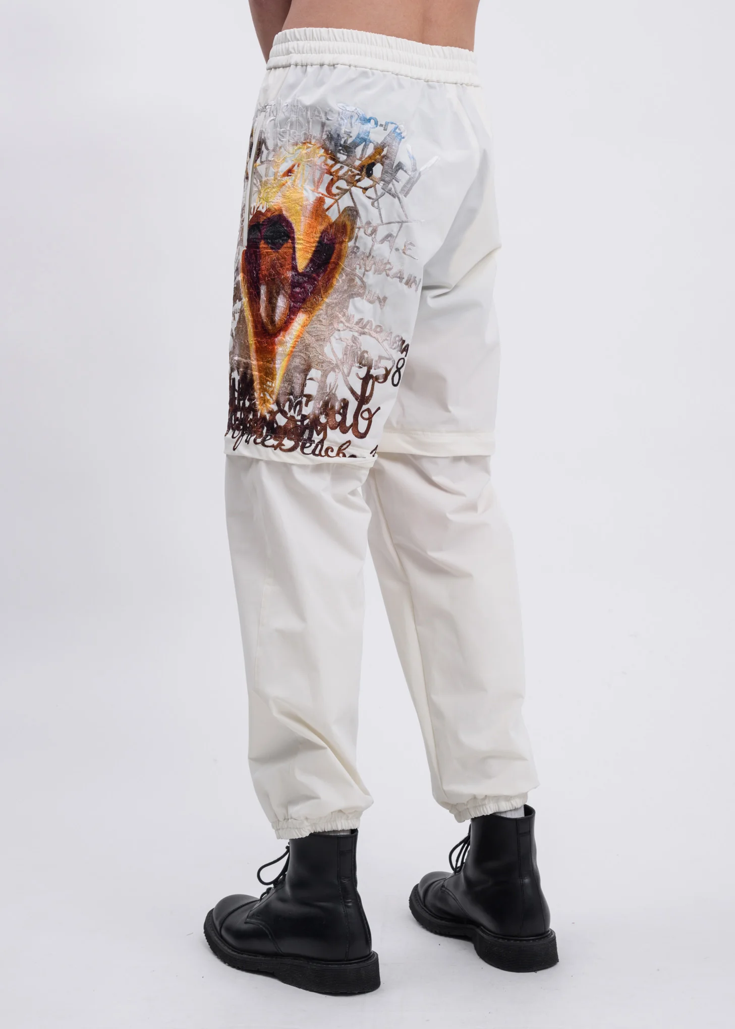 White Printed Chaos Embroidery Two Way Pants - Image 3