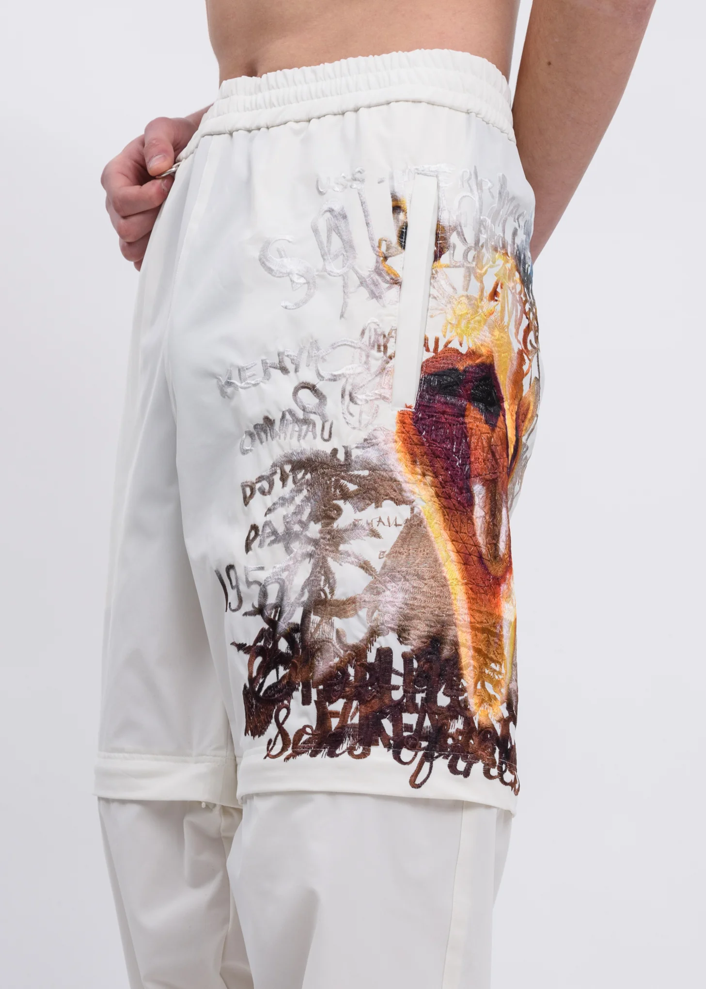 White Printed Chaos Embroidery Two Way Pants - Image 4