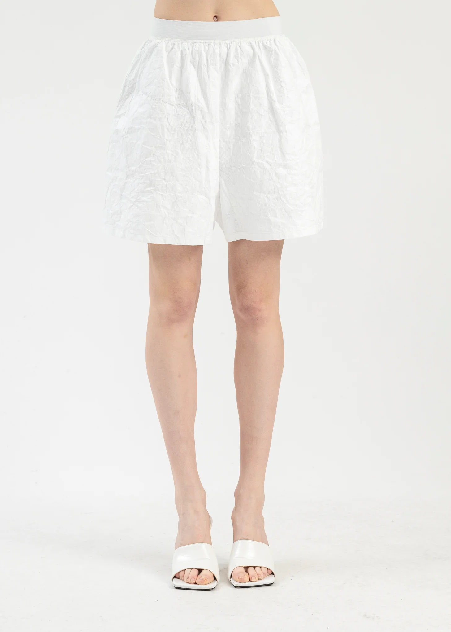 White Relax Crinkled Short