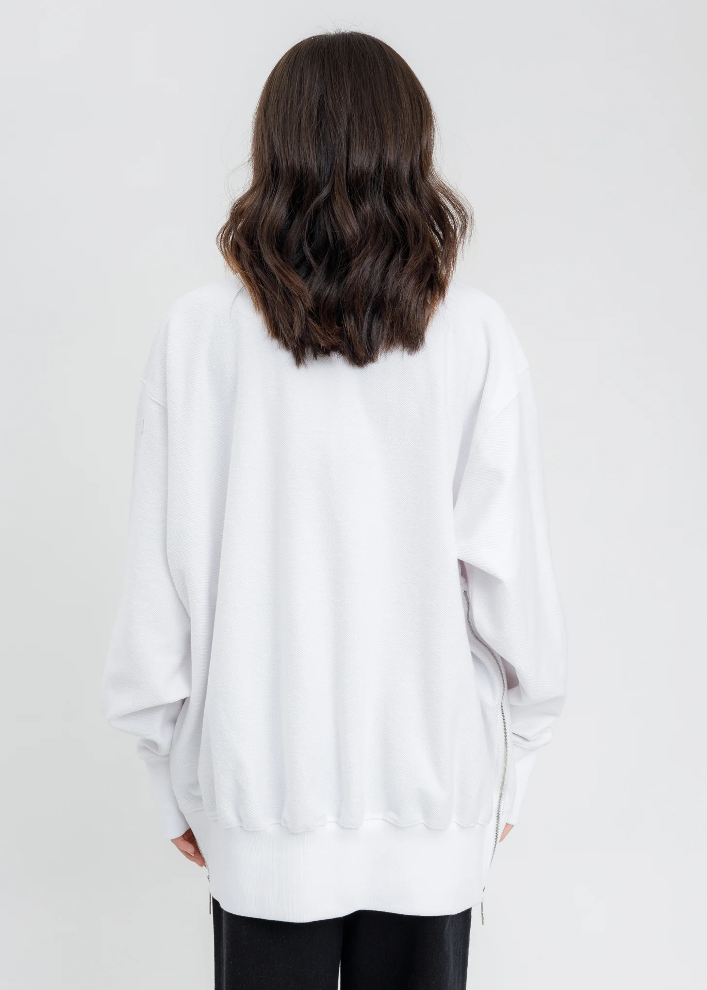 White Side Zip UP Necklace Sweatshirt - Image 4