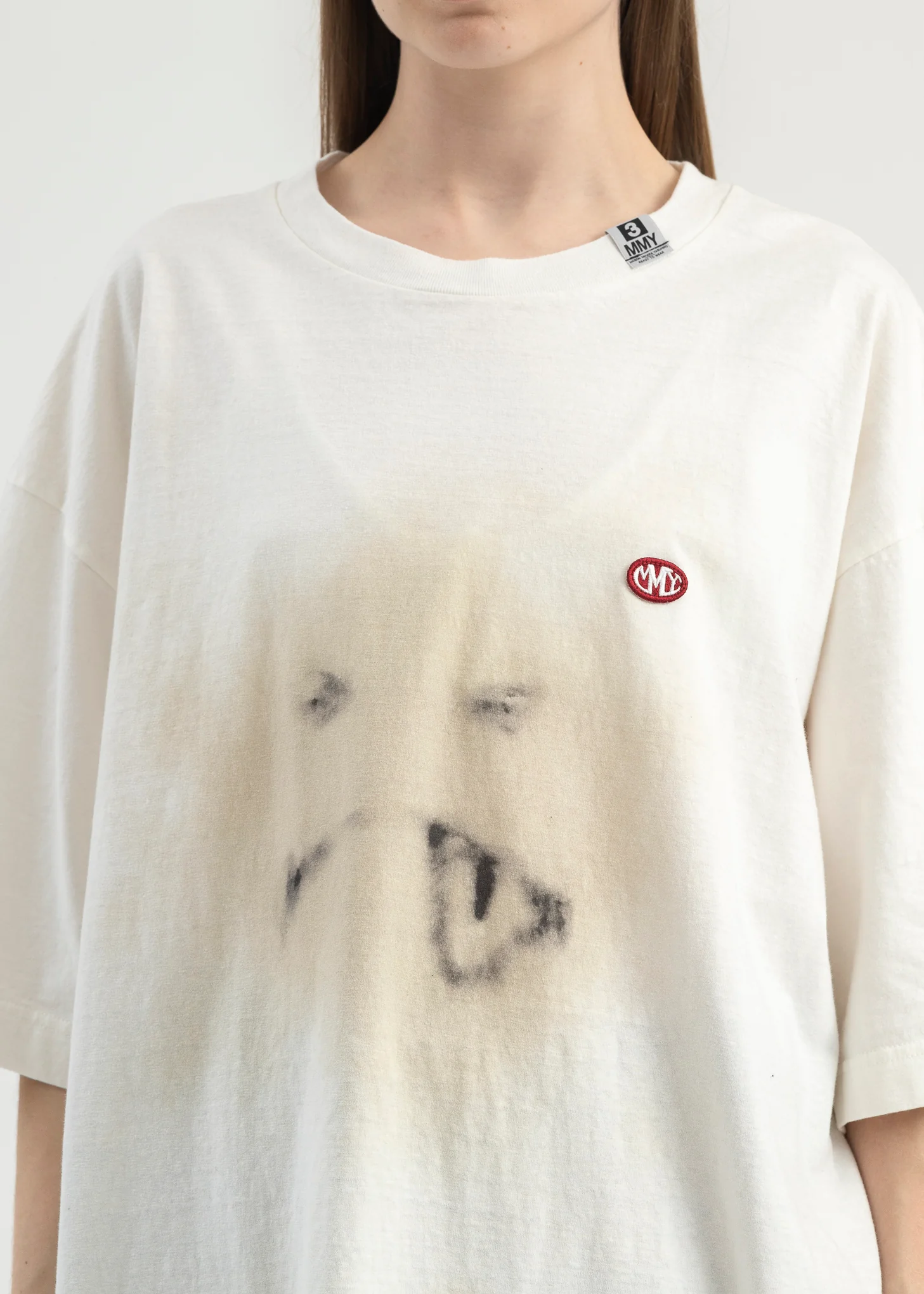 WHITE SMILY FACE PRINTED TEE 2 - Image 4