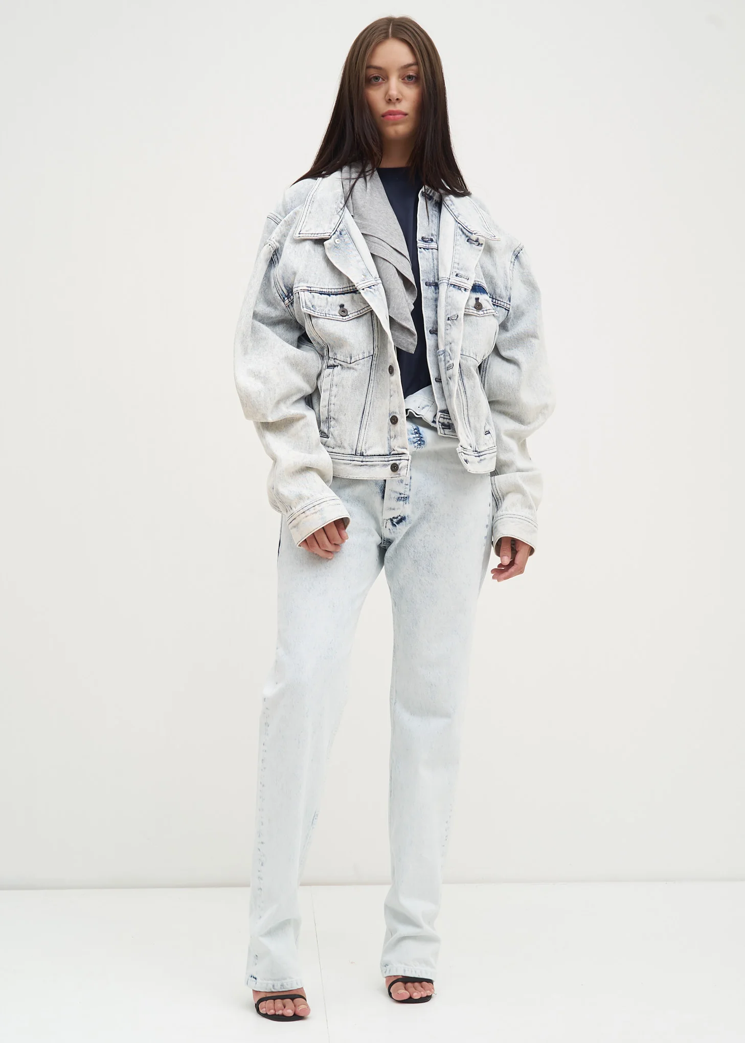 White Stonewash Asymmetric Waist Jeans - Image 6