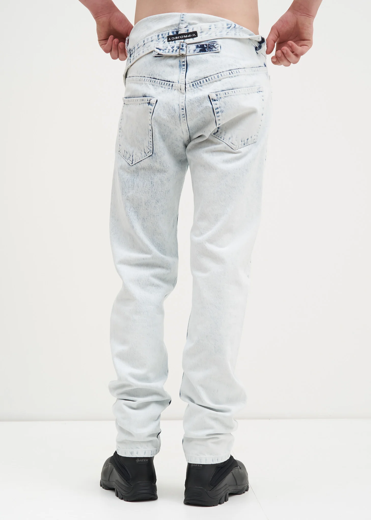 White Stonewash Asymmetric Waist Jeans - Image 3