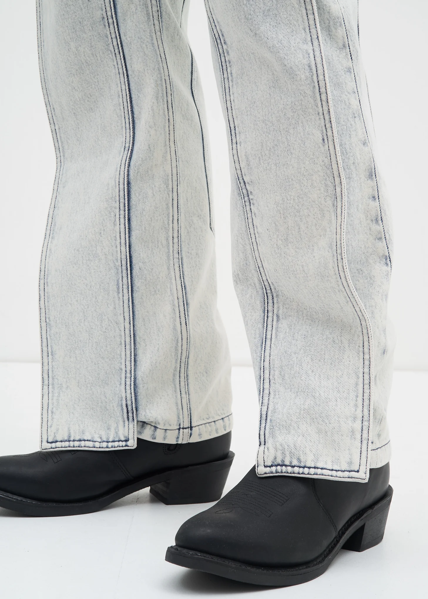 White Stonewash XL Pocket Jean - Image 6