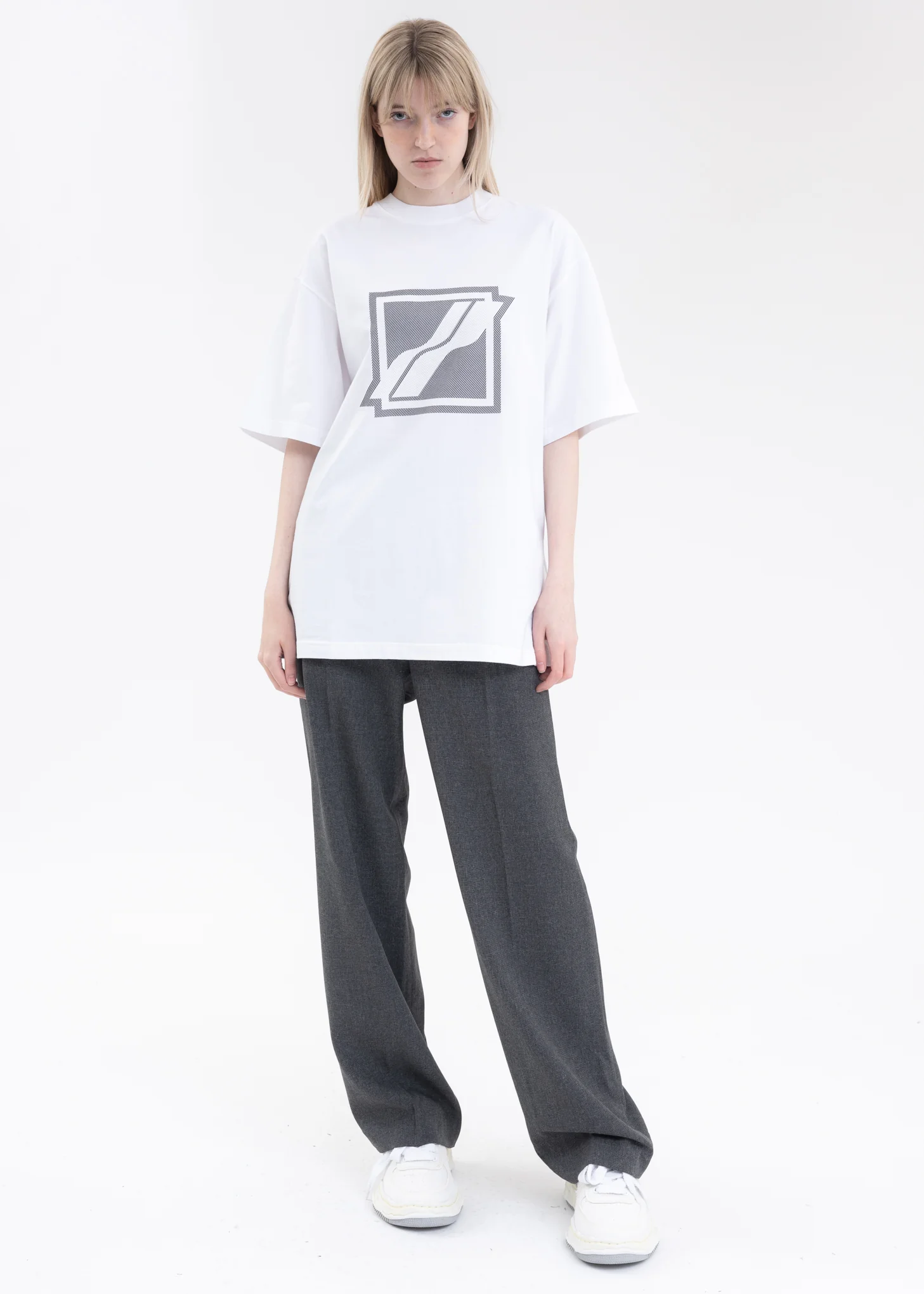 WHITE STRIPE BIG LOGO T-SHIRT - Image 5