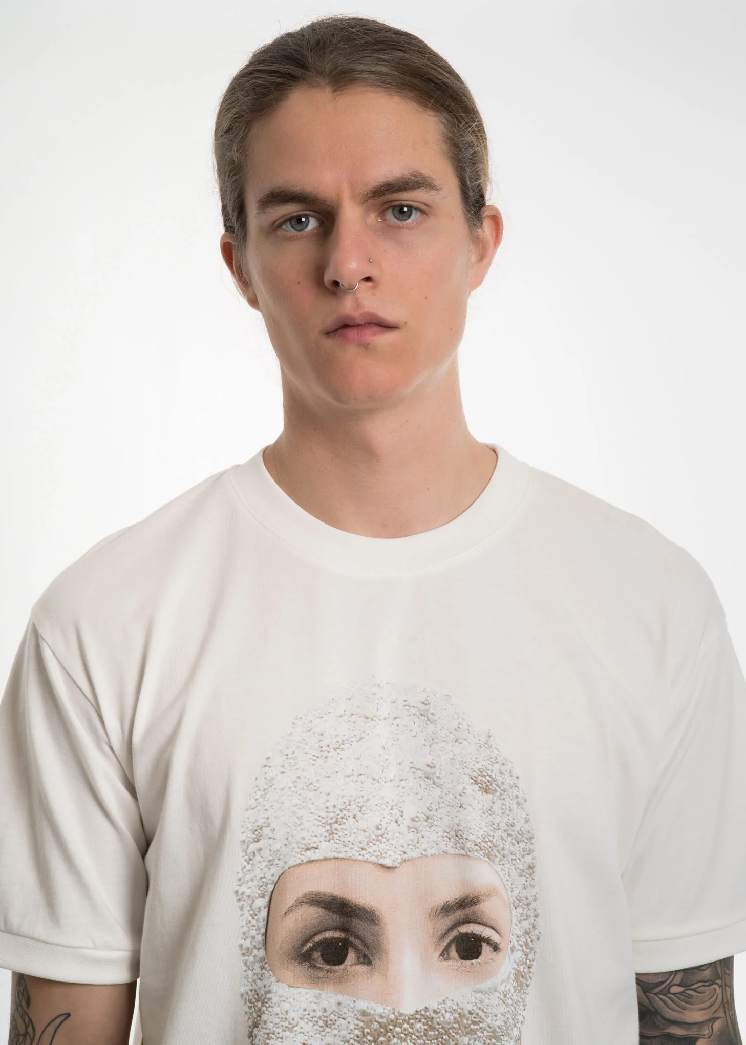 White T-Shirt w/ Printed Woman - Image 5