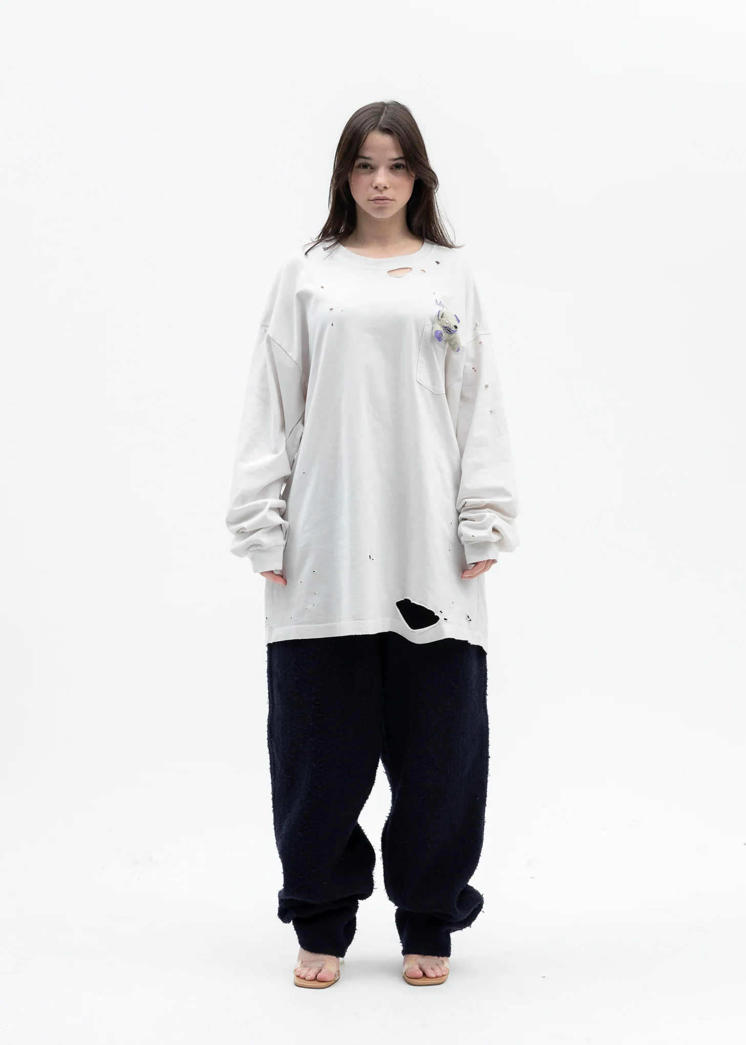 WHITE T-SHIRT WITH MY FRIEND - Image 6
