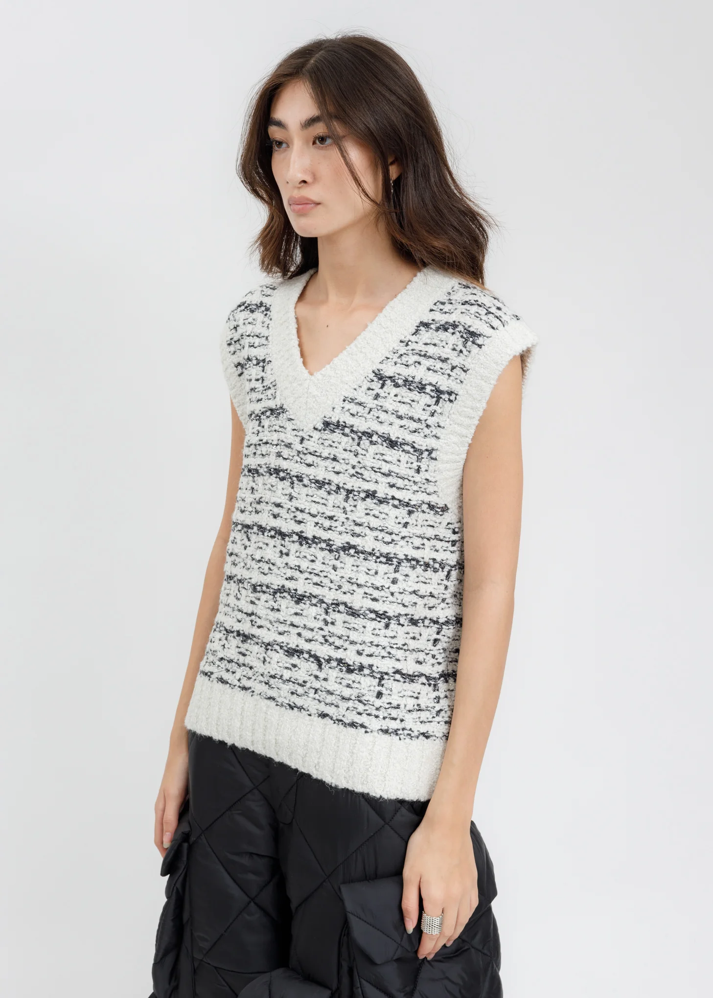 White Tweet Knit Vest - Image 3