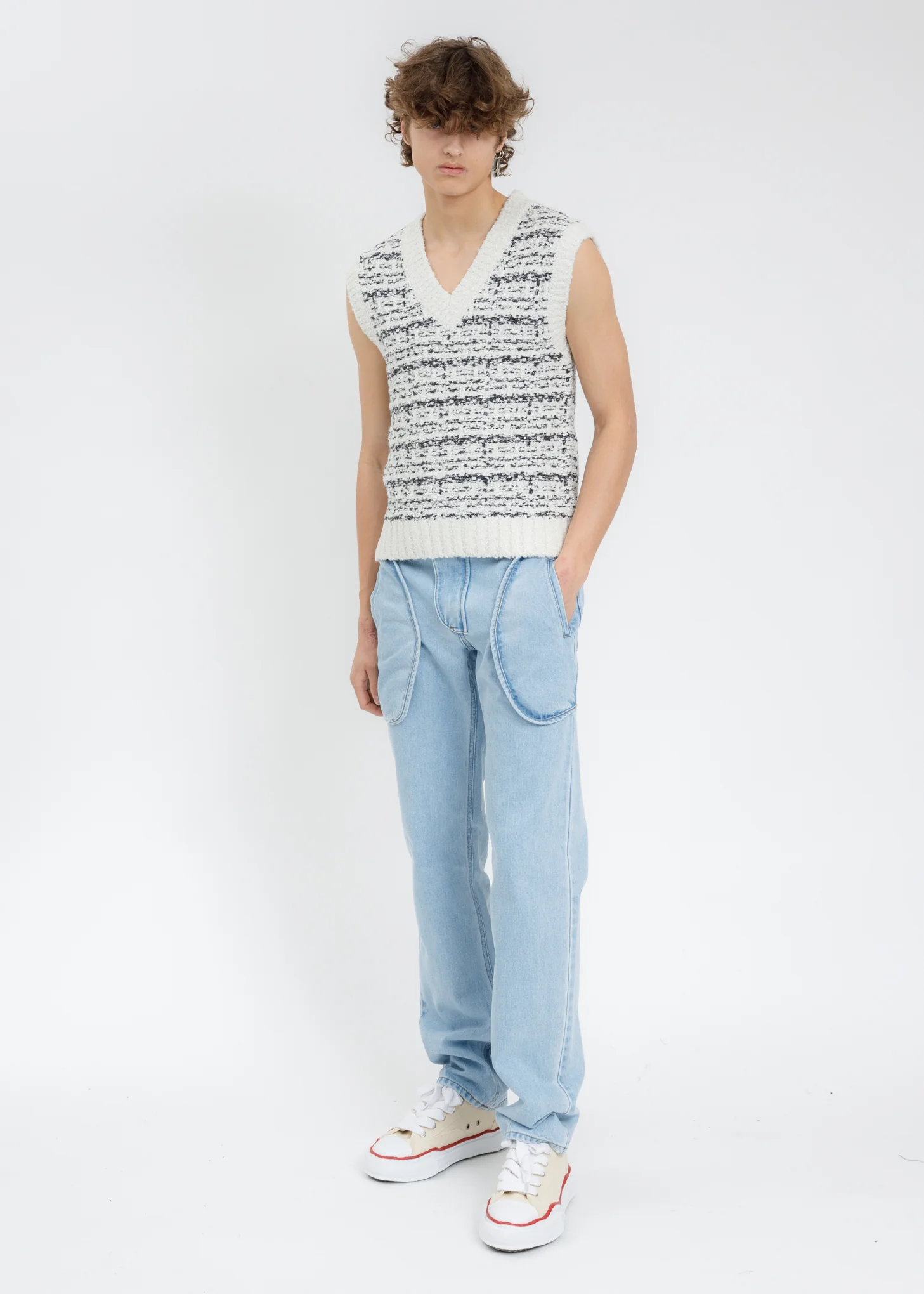 White Tweet Knit Vest - Image 5