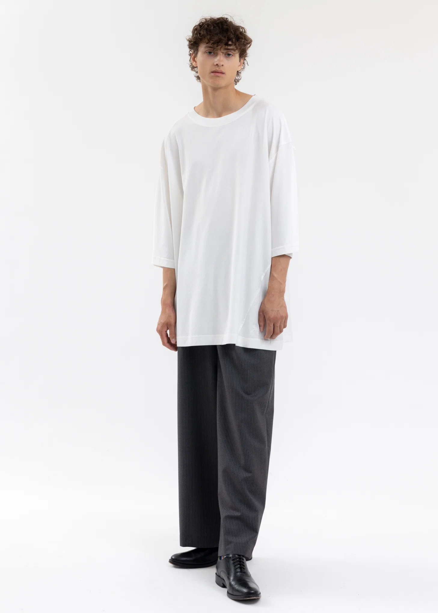 White Twisted T-Shirt - Image 5