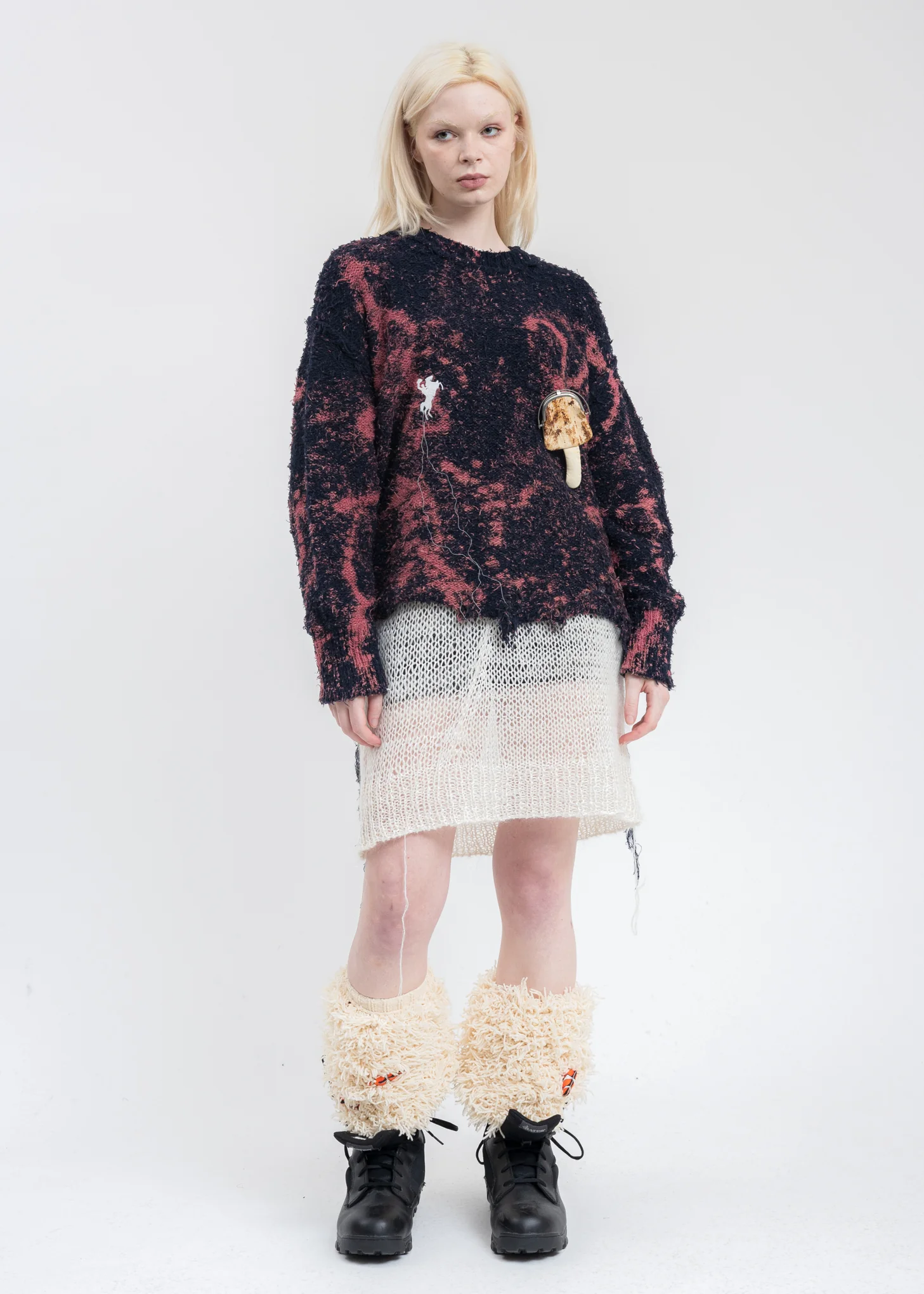 White UPCYCLE WINDER YARN Pullover - Image 6