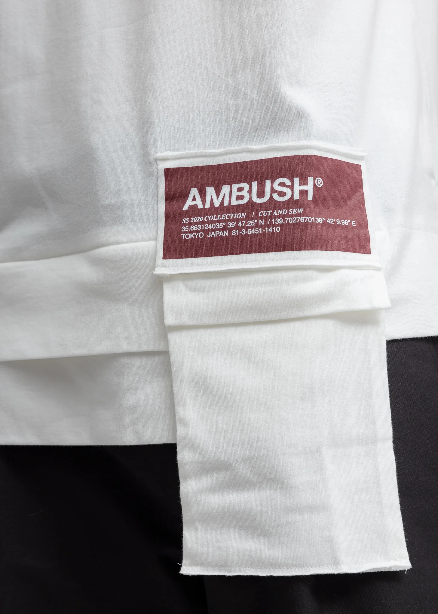 White Waist Pocket T-Shirt - Image 4