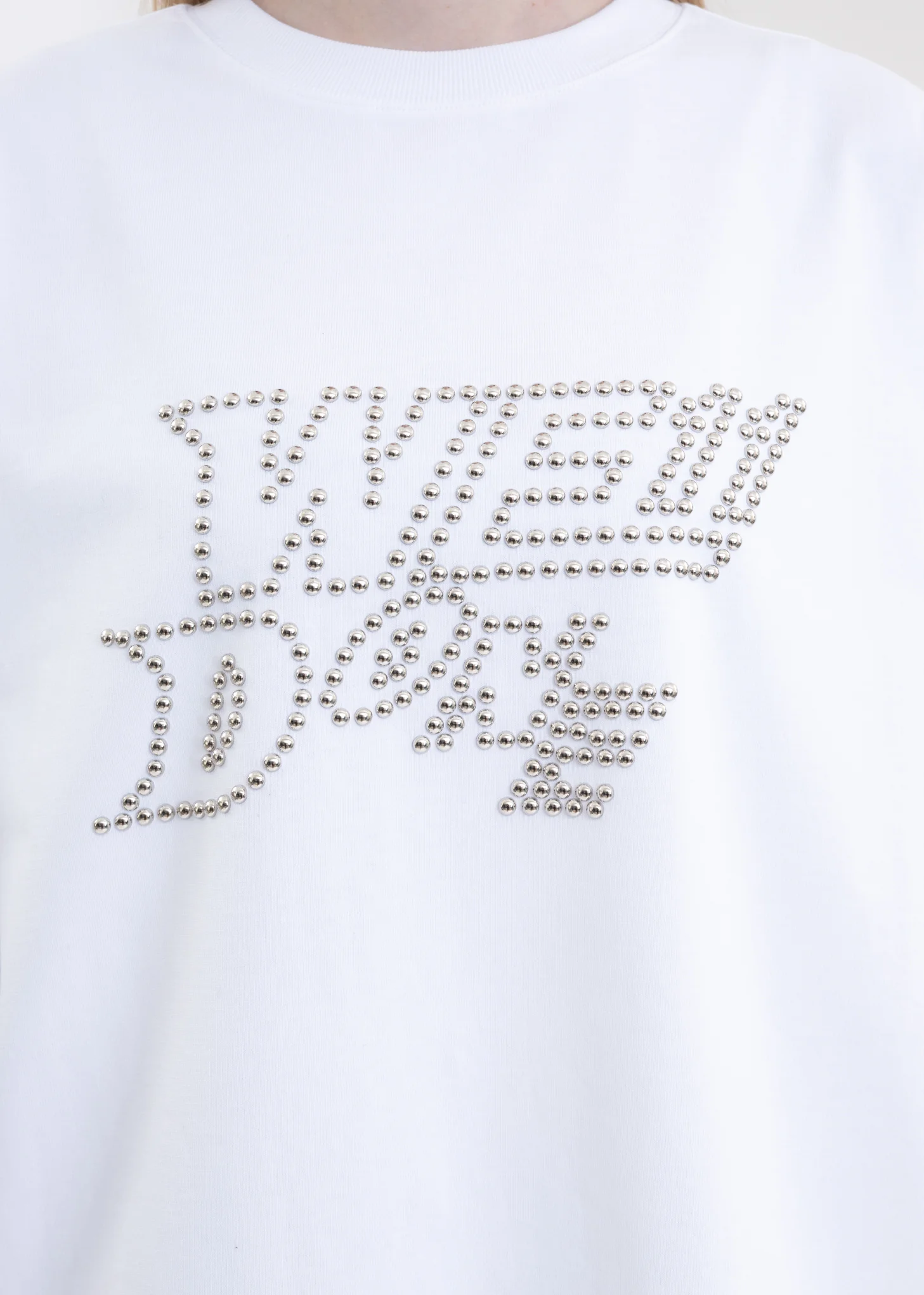 WHITE WE1DONE NEW LOGO T-SHIRT - Image 2